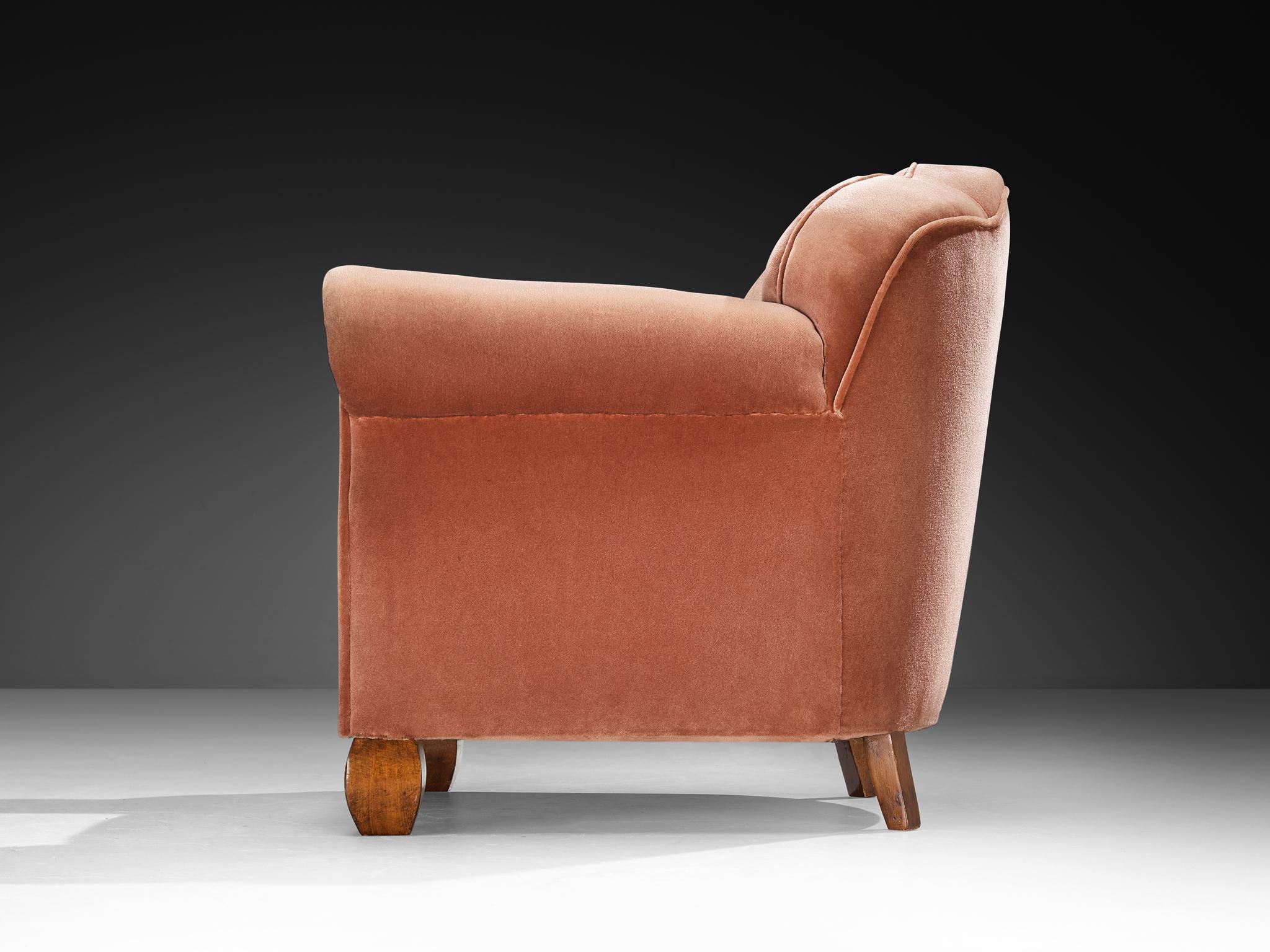 1930s Sculptural Art Deco Lounge Chair in Dusty Pink Velvet and Oak For Sale 1