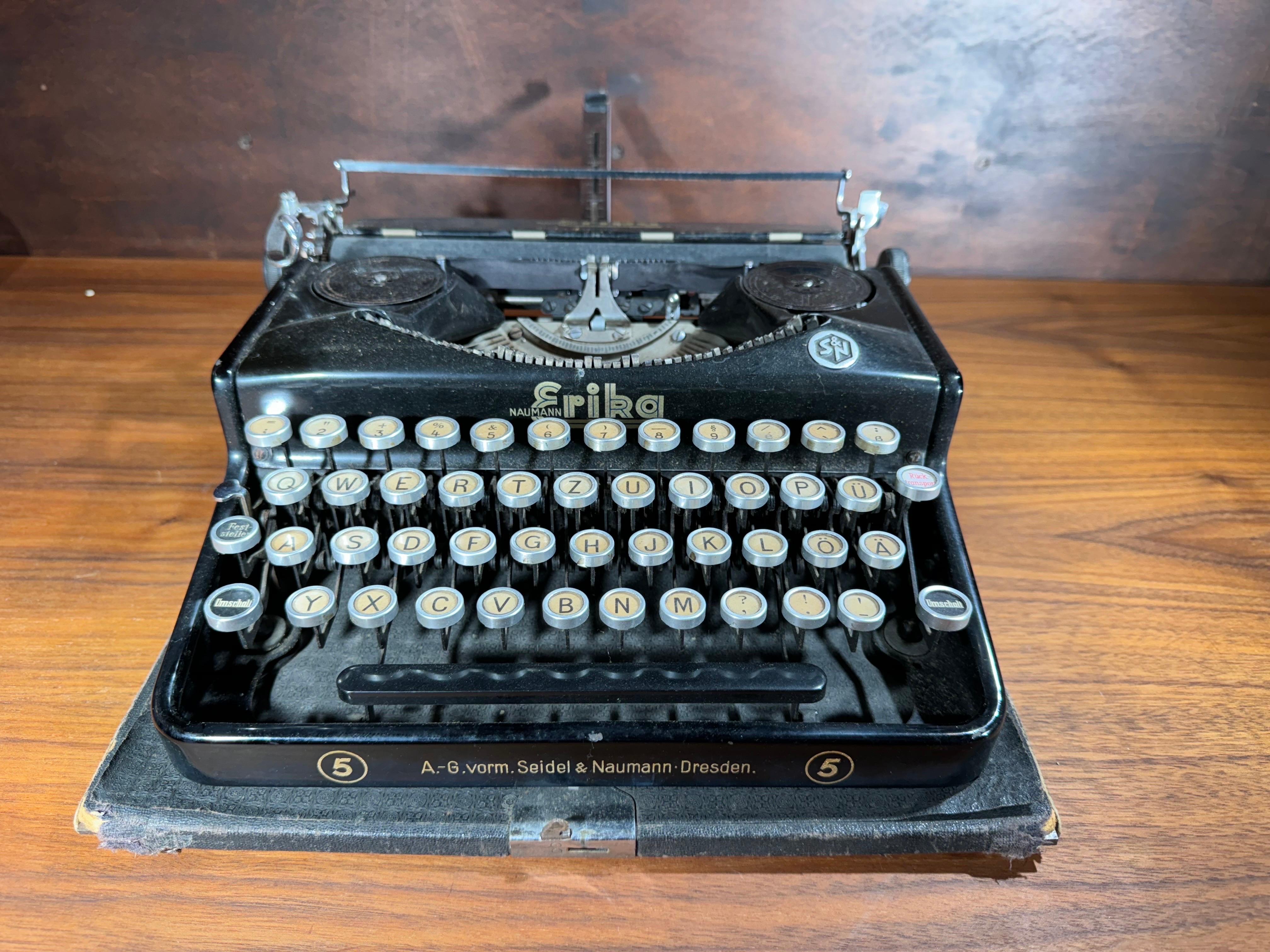 naumann erika typewriter