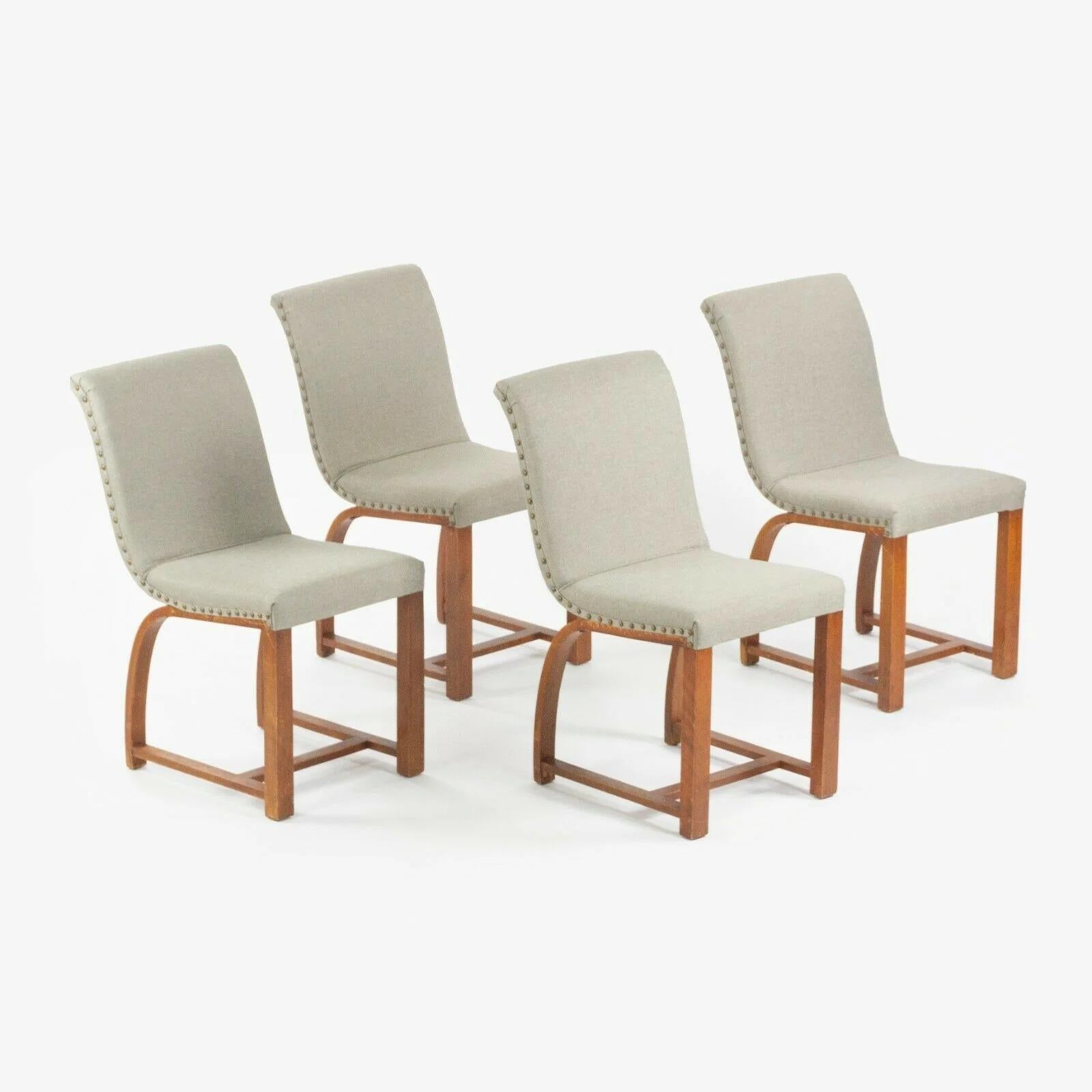 Ensemble de 4 chaises de salle à manger Gilbert Rohde pour Heywood Wakefield en tissu Knoll des années 1930