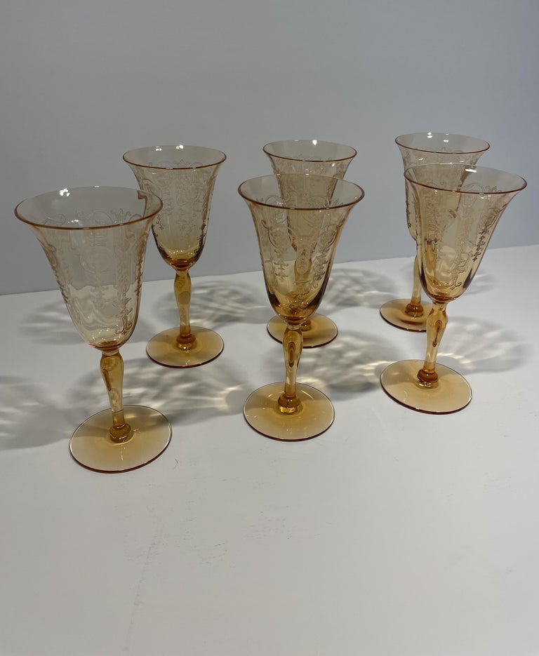 100 count plastic wine glasses 100 POINTS universal glass – Lalique North America main image 1