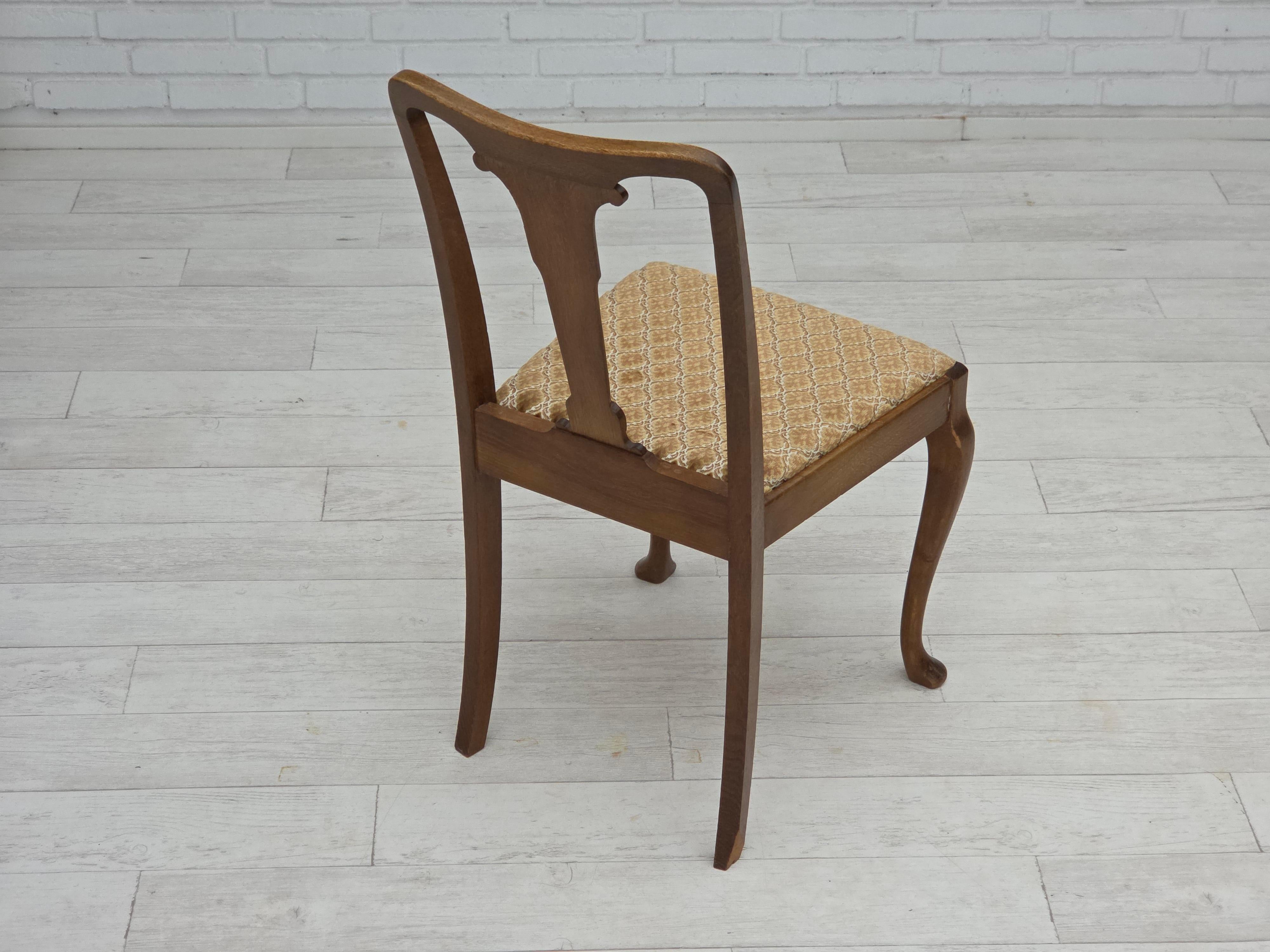 Velluto Anni '30, set di 6 sedie Wood, mobili in velluto, legno di Oak, tappezzate. in vendita
