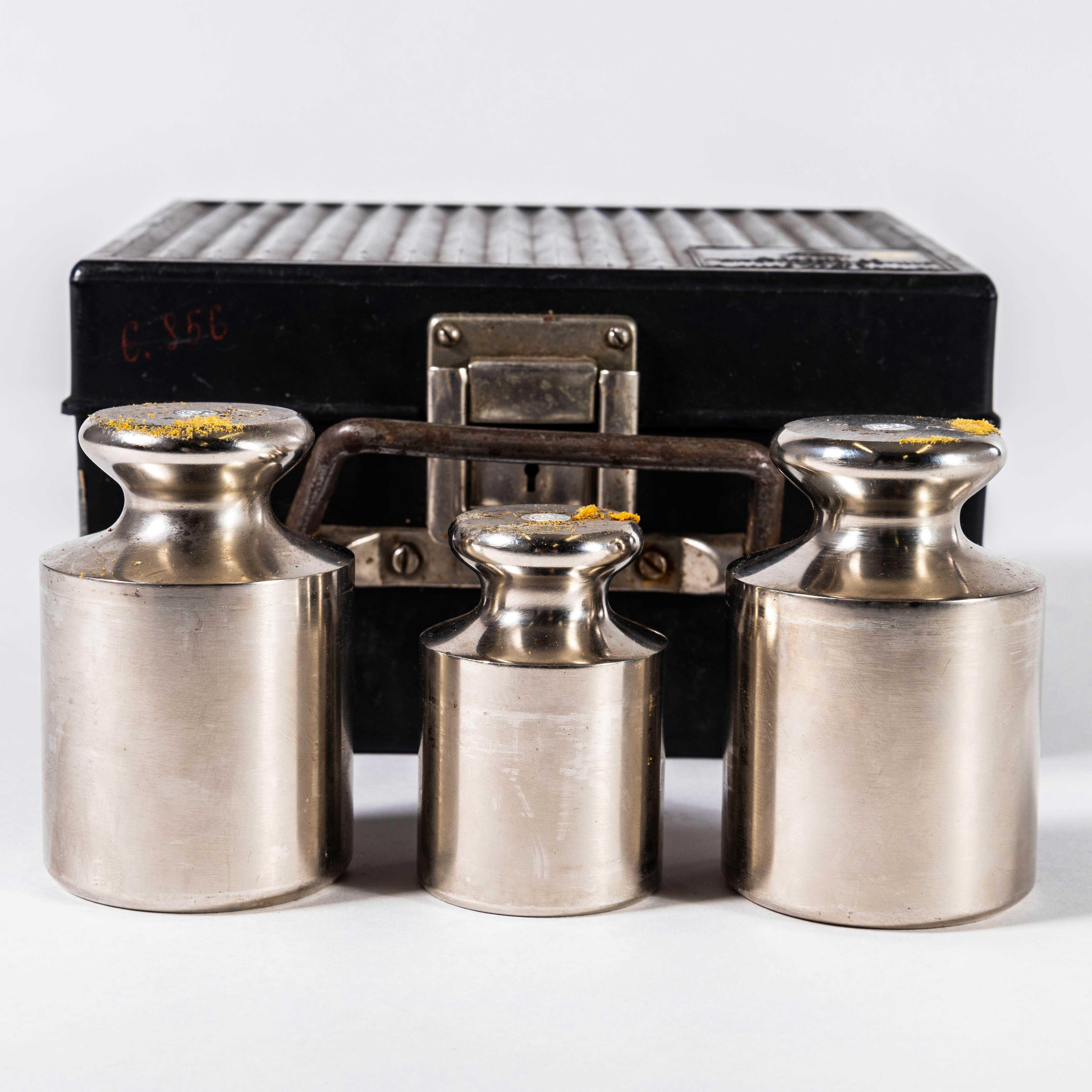 Mid-20th Century 1930's Set Of Balance Scale Validation Weights - Large Set For Sale