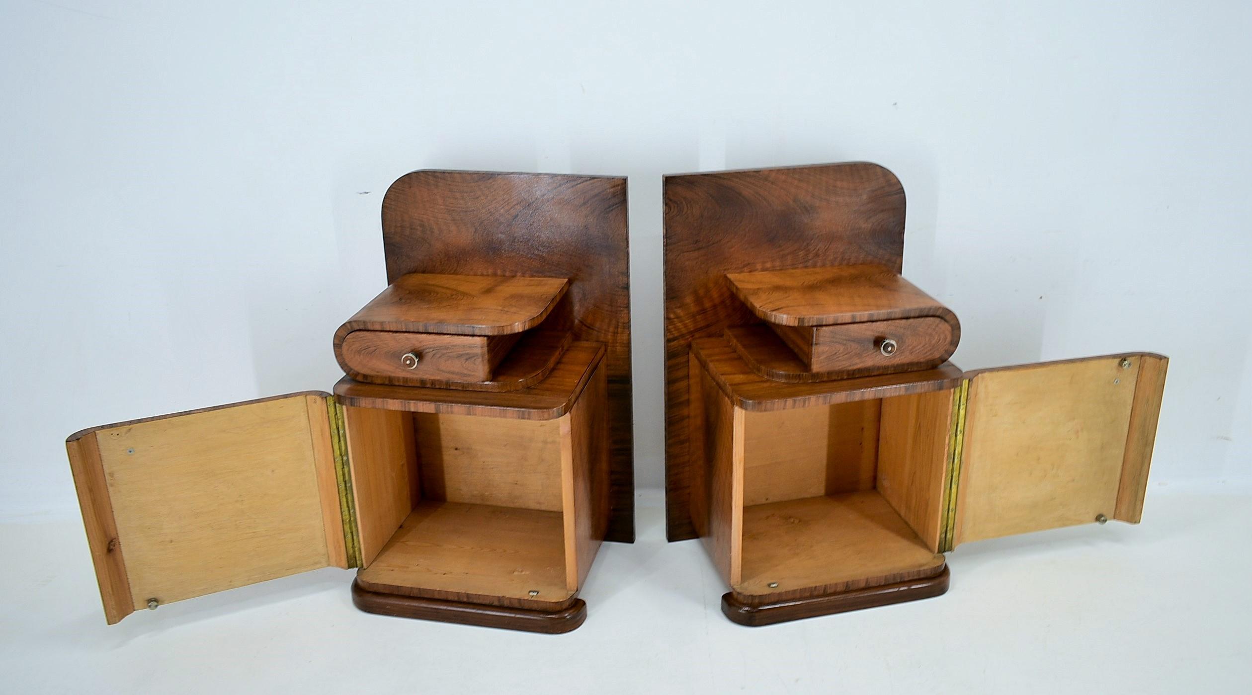 1930s Set of Bedside Tables by Jindrich Halabala, Czechoslovakia In Good Condition In Praha, CZ