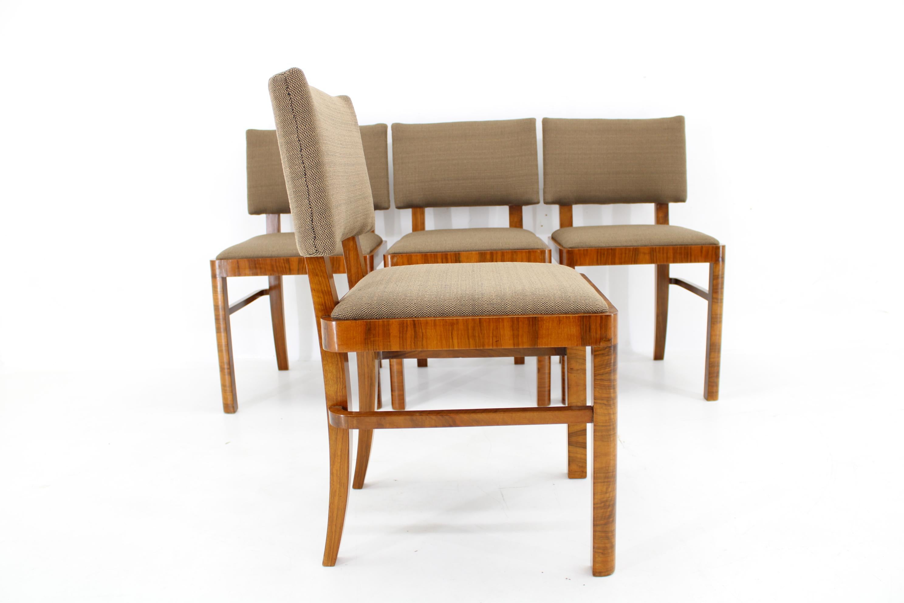 Fabric 1930s Set of Four Restored Art Deco Dininng Chairs, Czechoslovakia For Sale
