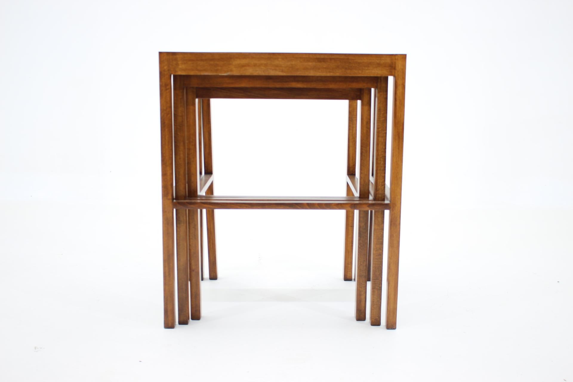 Wood 1930s Set of Three Bauhaus Nesting Tables H-50 by Jindrich Halabala