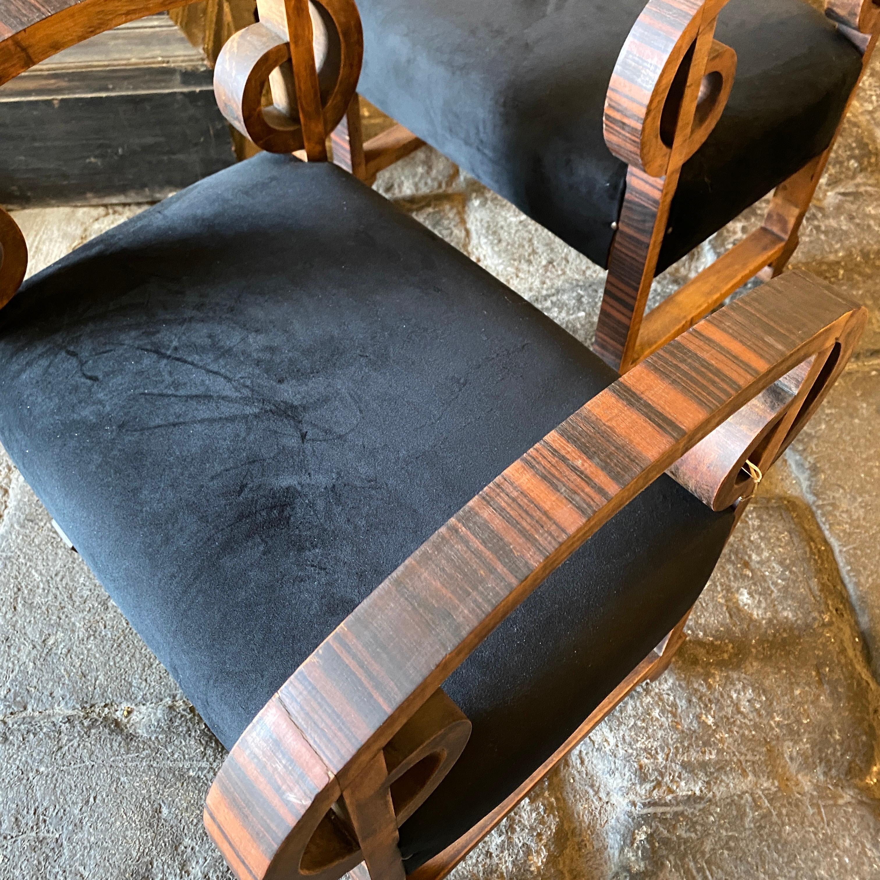 1930s Set of Two Art Deco Wood and Black Velvet Italian Poufs 4