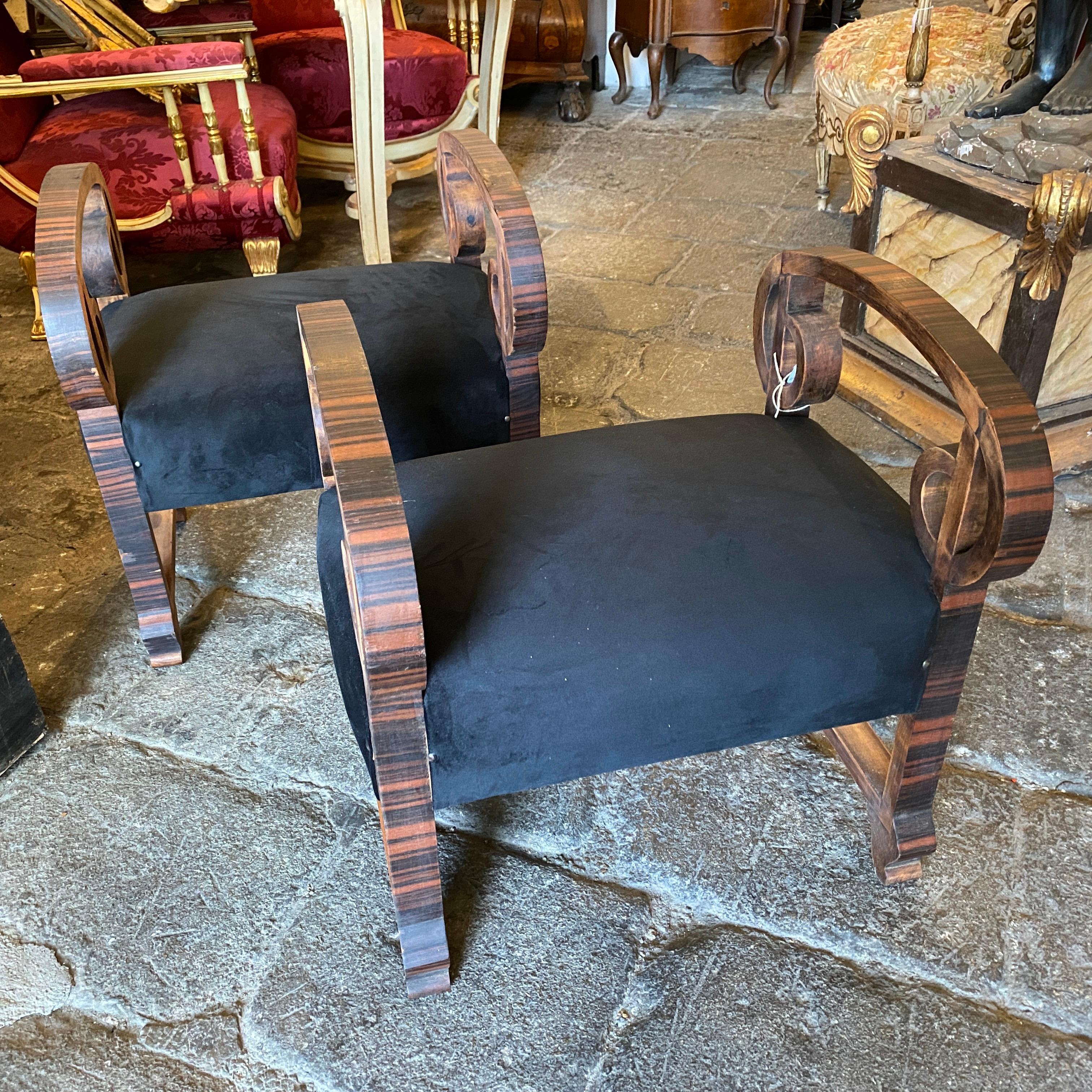 1930s Set of Two Art Deco Wood and Black Velvet Italian Poufs 8