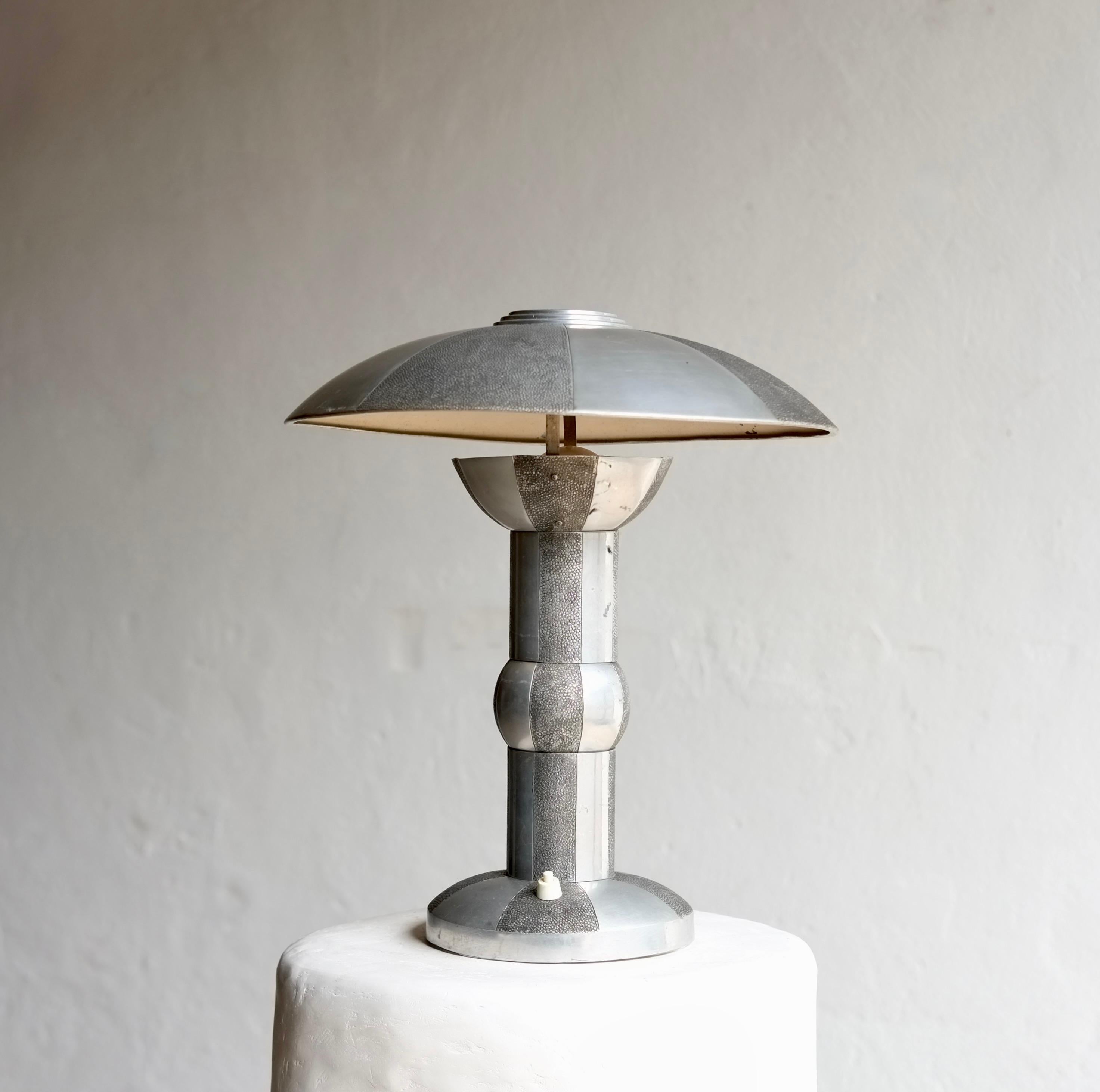 1930's Shagreen Art Deco Lamp 4