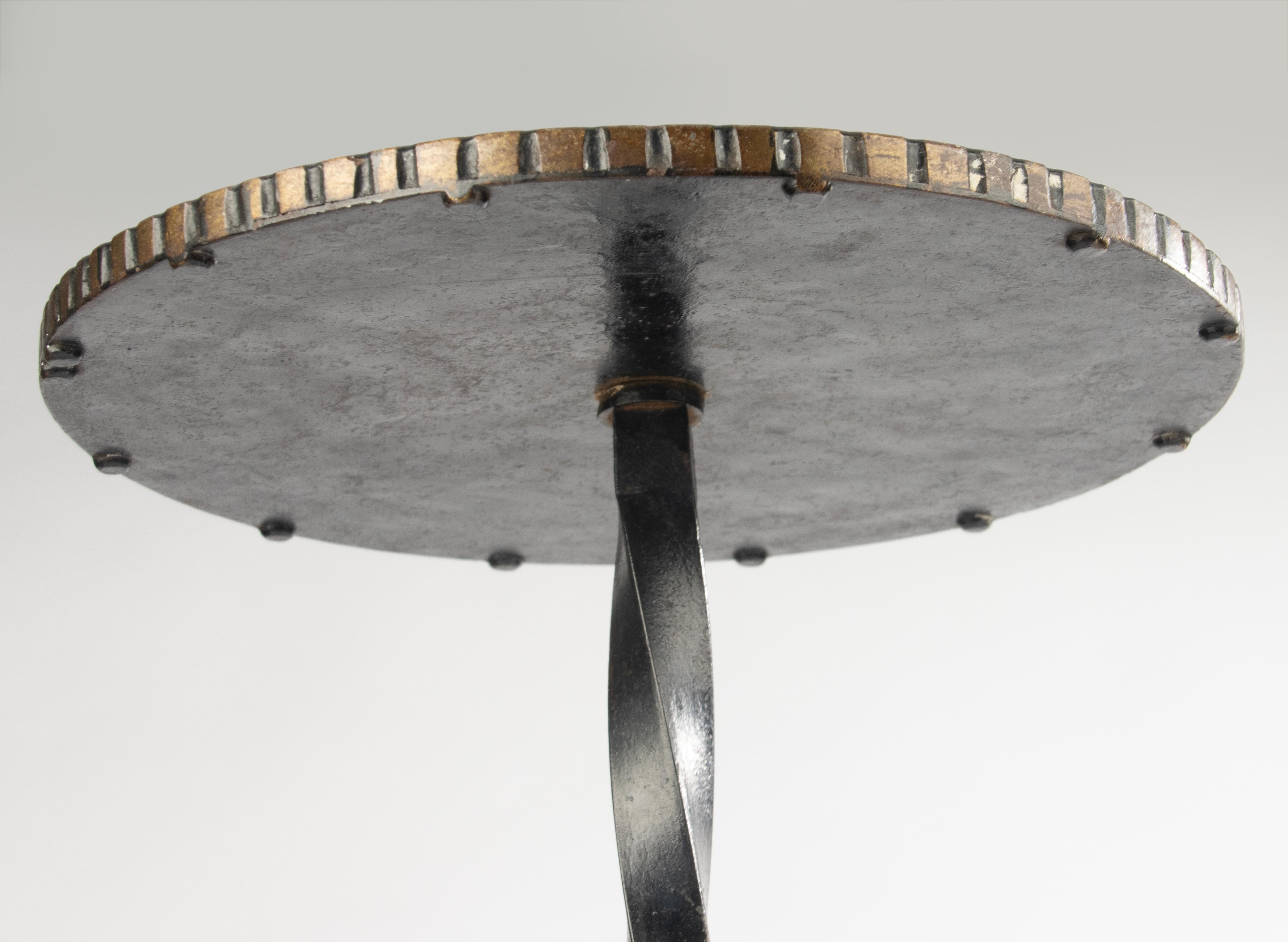 1930's Side Table - Art Deco - Hammered Wrought Iron - Painted Decoration For Sale 9