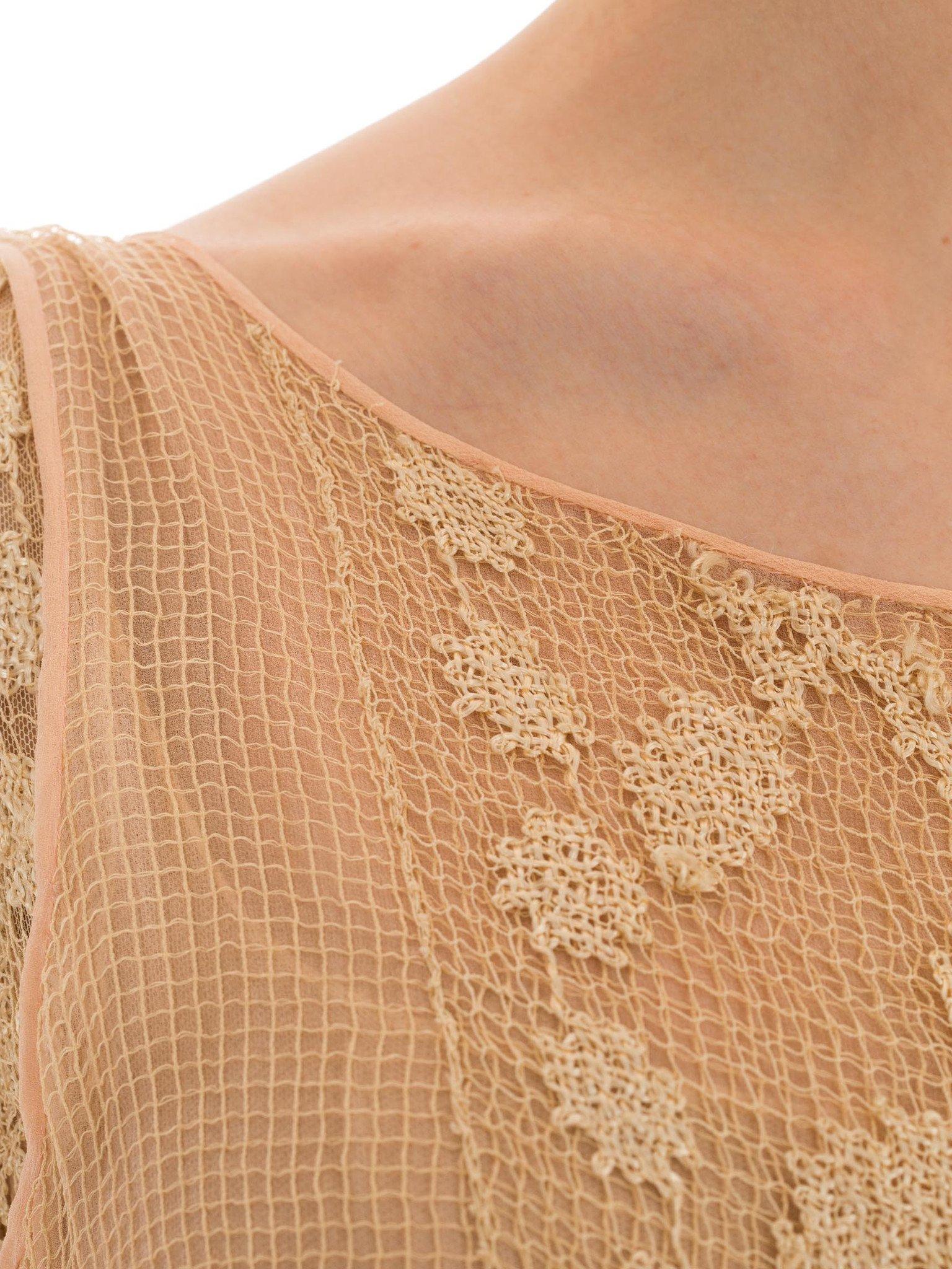 1920S Blush Pink Silk Mousseline & Hand-Made Ecru Filliet Lace Dress For Sale 5