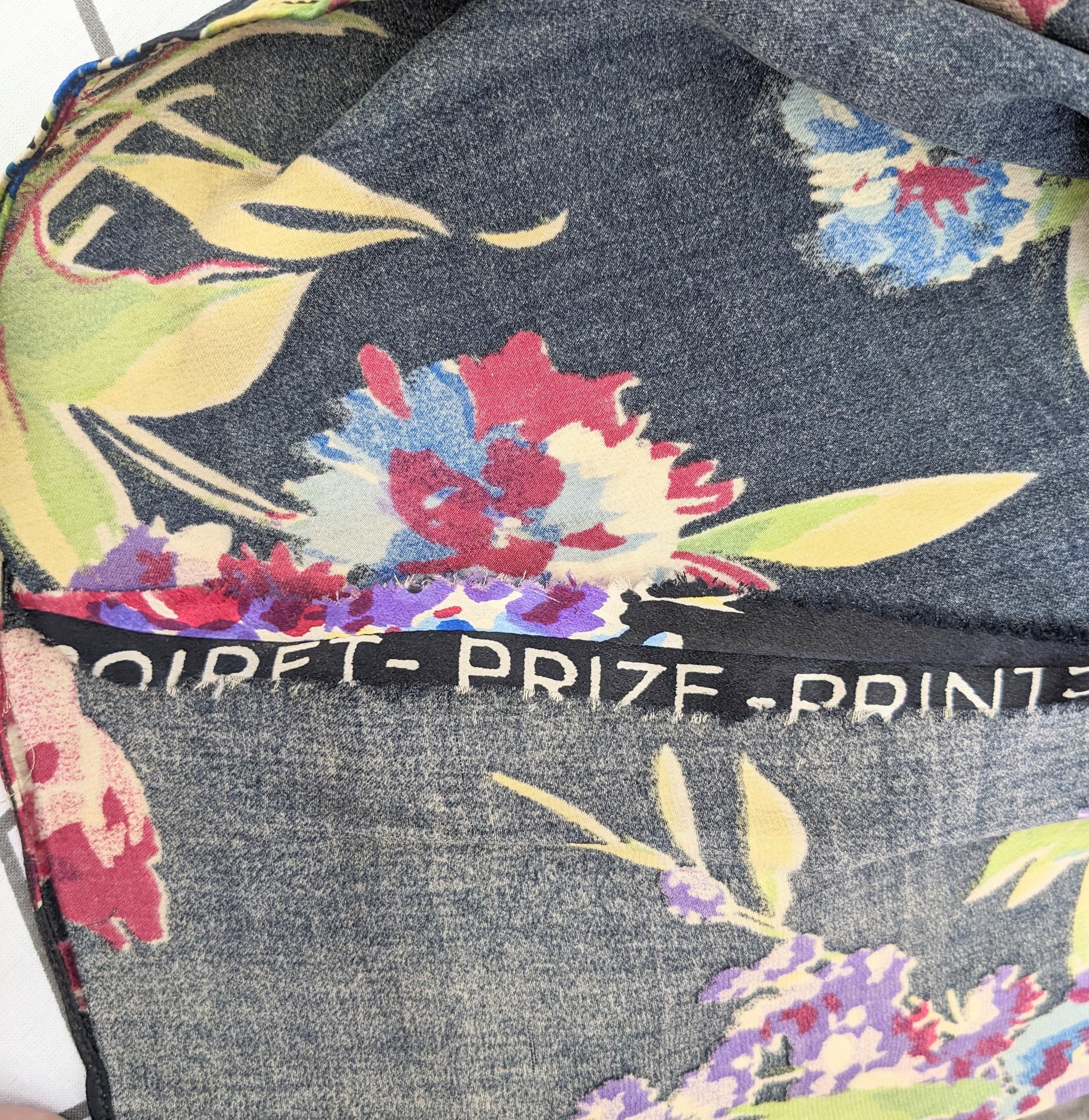 Robe à fleurs en satin de soie des années 1930, textile Paul Poiret en vente 10