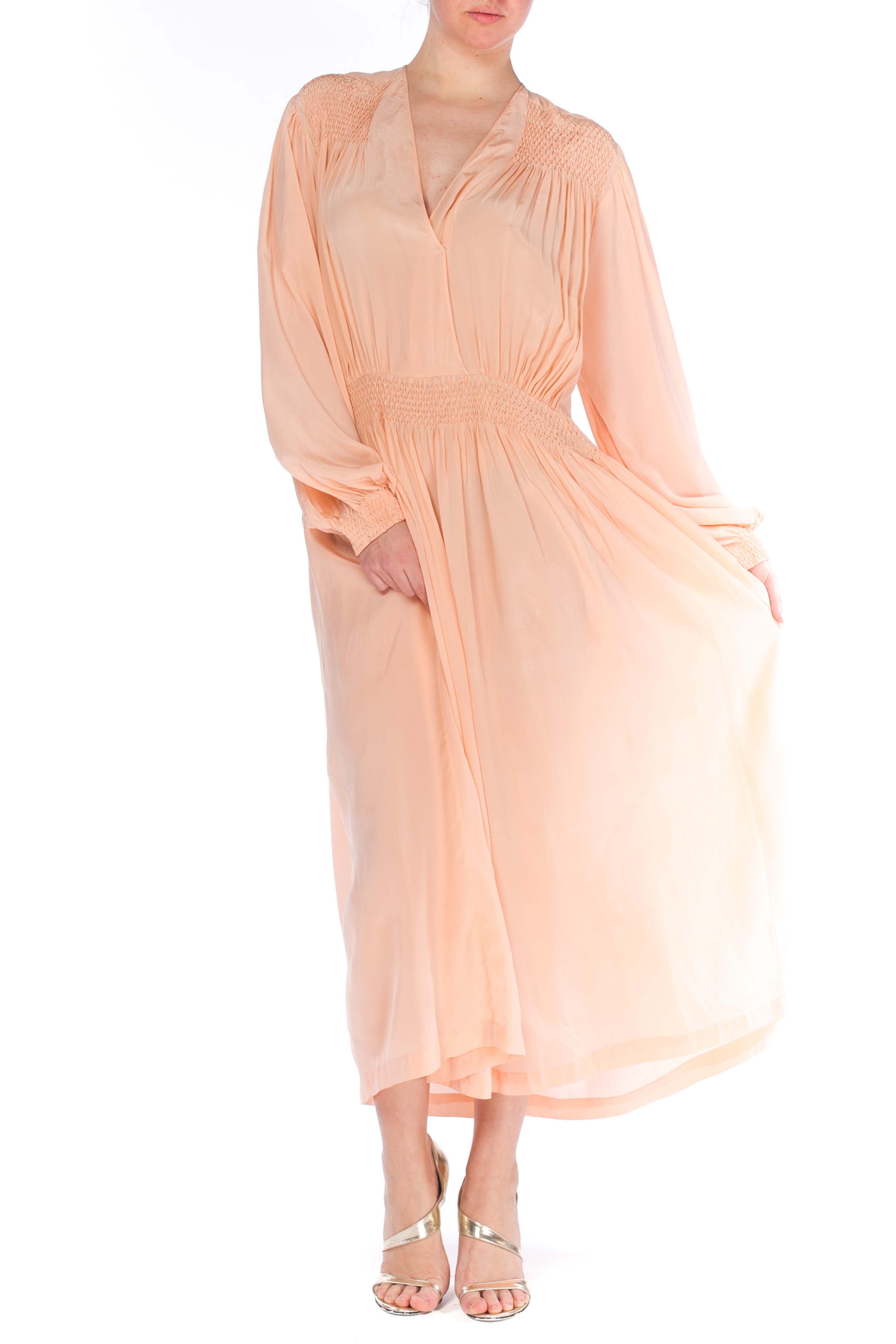 1940S Peach Silk Crepe De Chine Long Sleeve  Dress With Hand Smocked Detailing XL