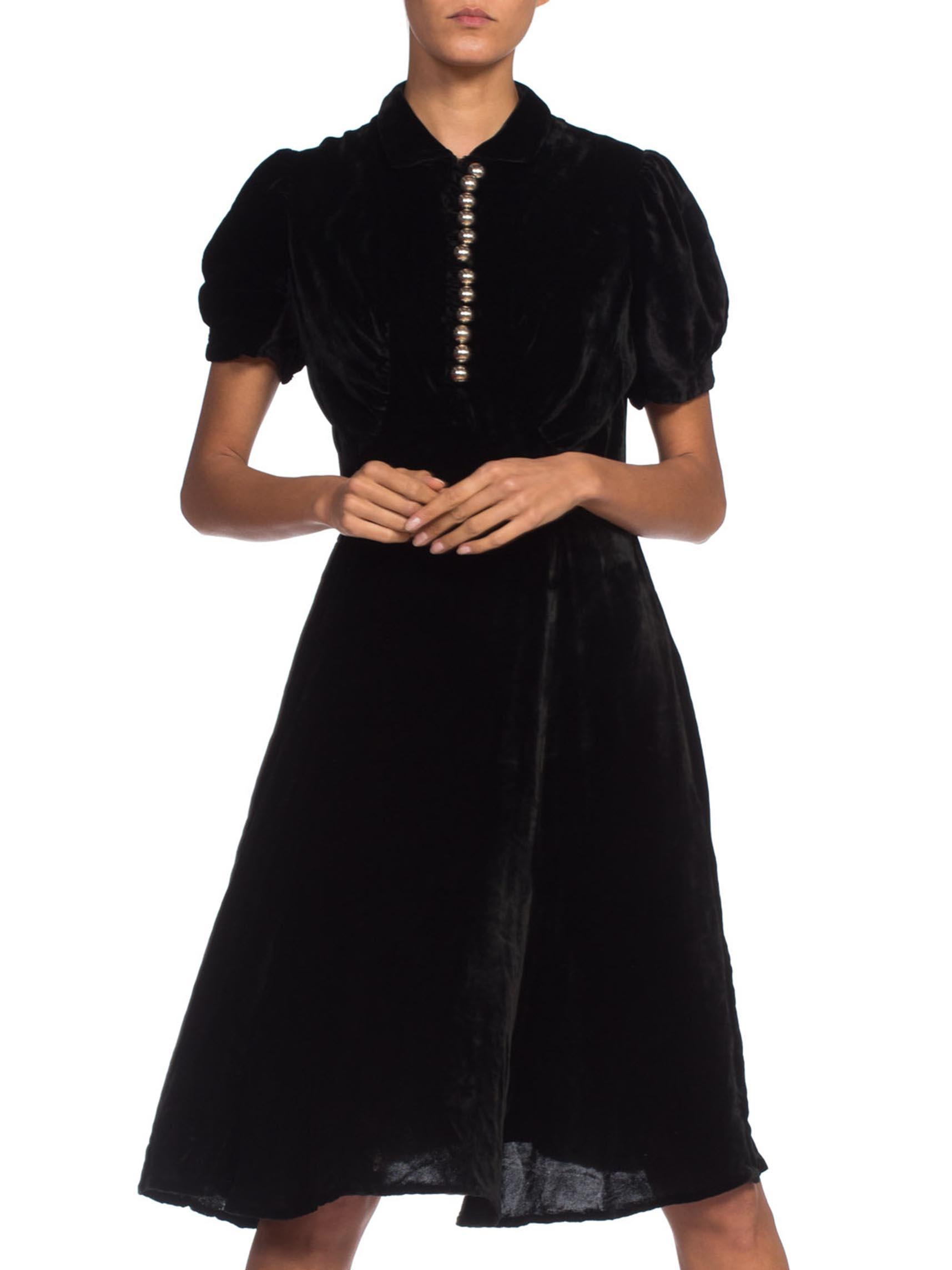 1930S Black Bias Cut Silk Velvet Dress With Fab Silver Buttons & Puff Sleeves In Excellent Condition For Sale In New York, NY