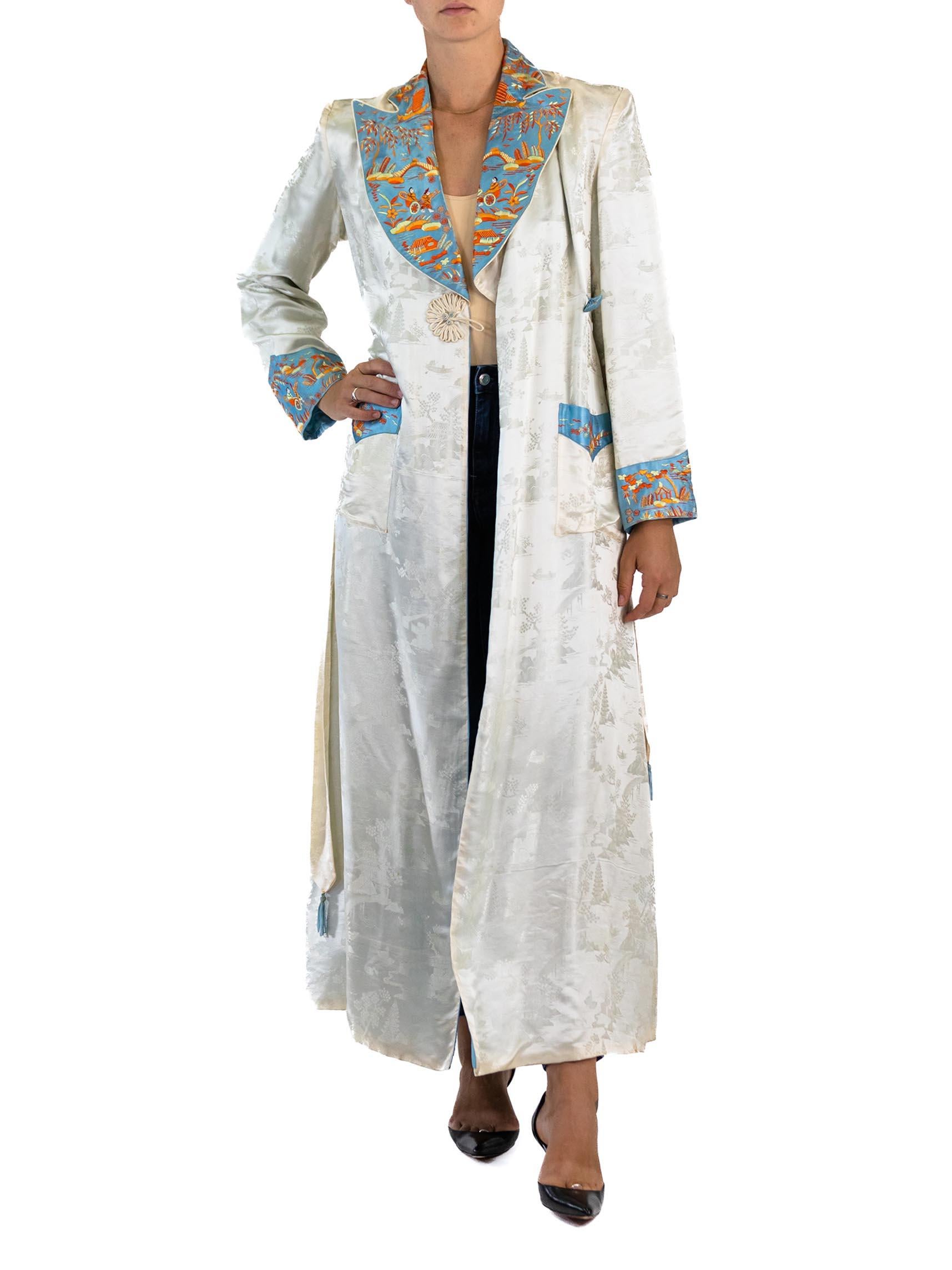 1930S Silver & Blue Silk Jacquard  Scenic Embroiderd Long Robe With Pockets For Sale 2