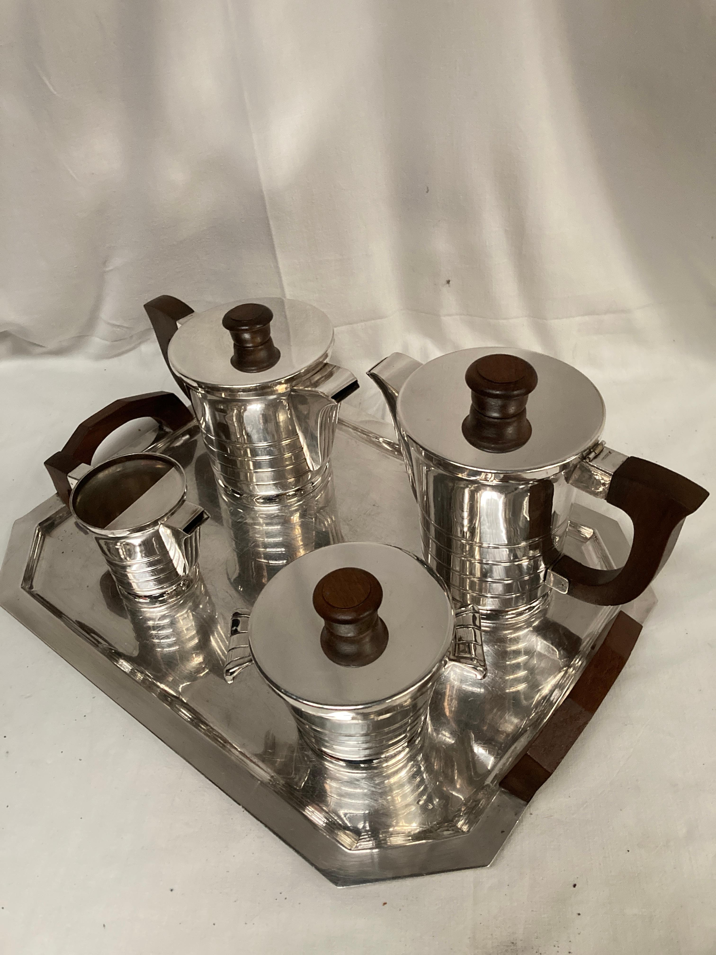 Metà XX secolo Servizio da tè placcato in argento del 1930 in vendita