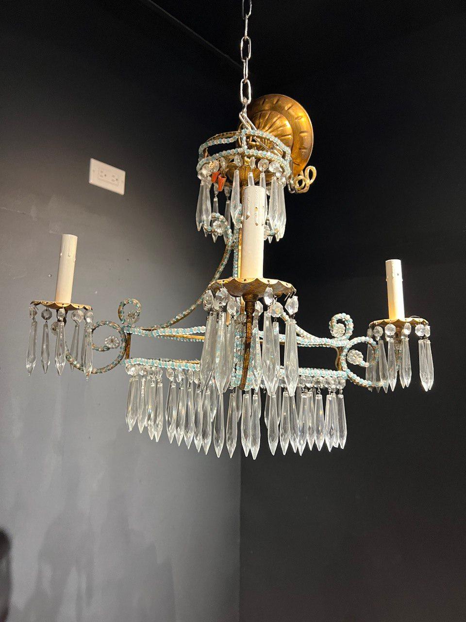 Mid-20th Century 1930s Small Italian Four Lights Chandelier with Blue Crystals For Sale