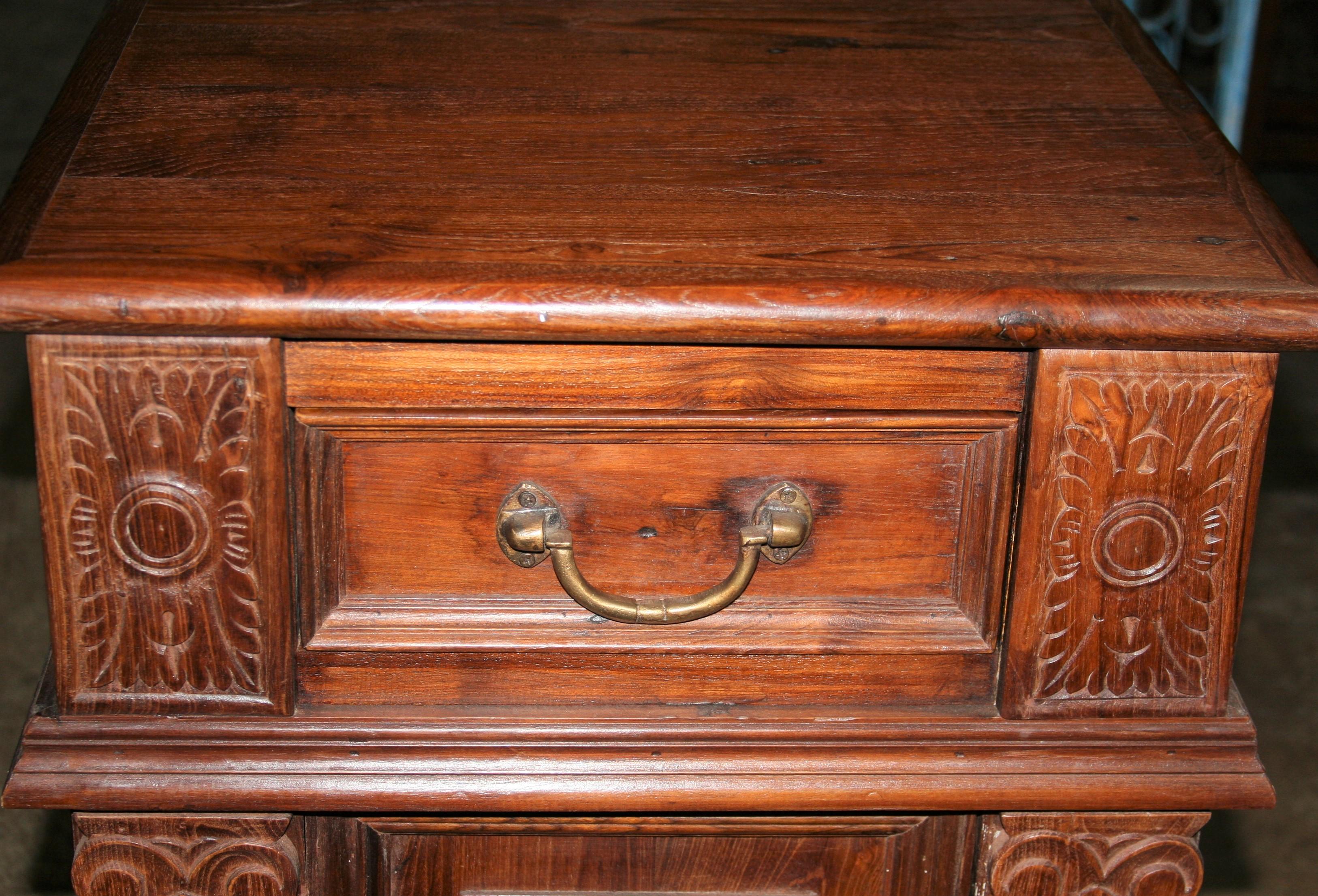 Hand-Crafted 1930s Solid Teak Wood Custom Made British Colonial Nightstands