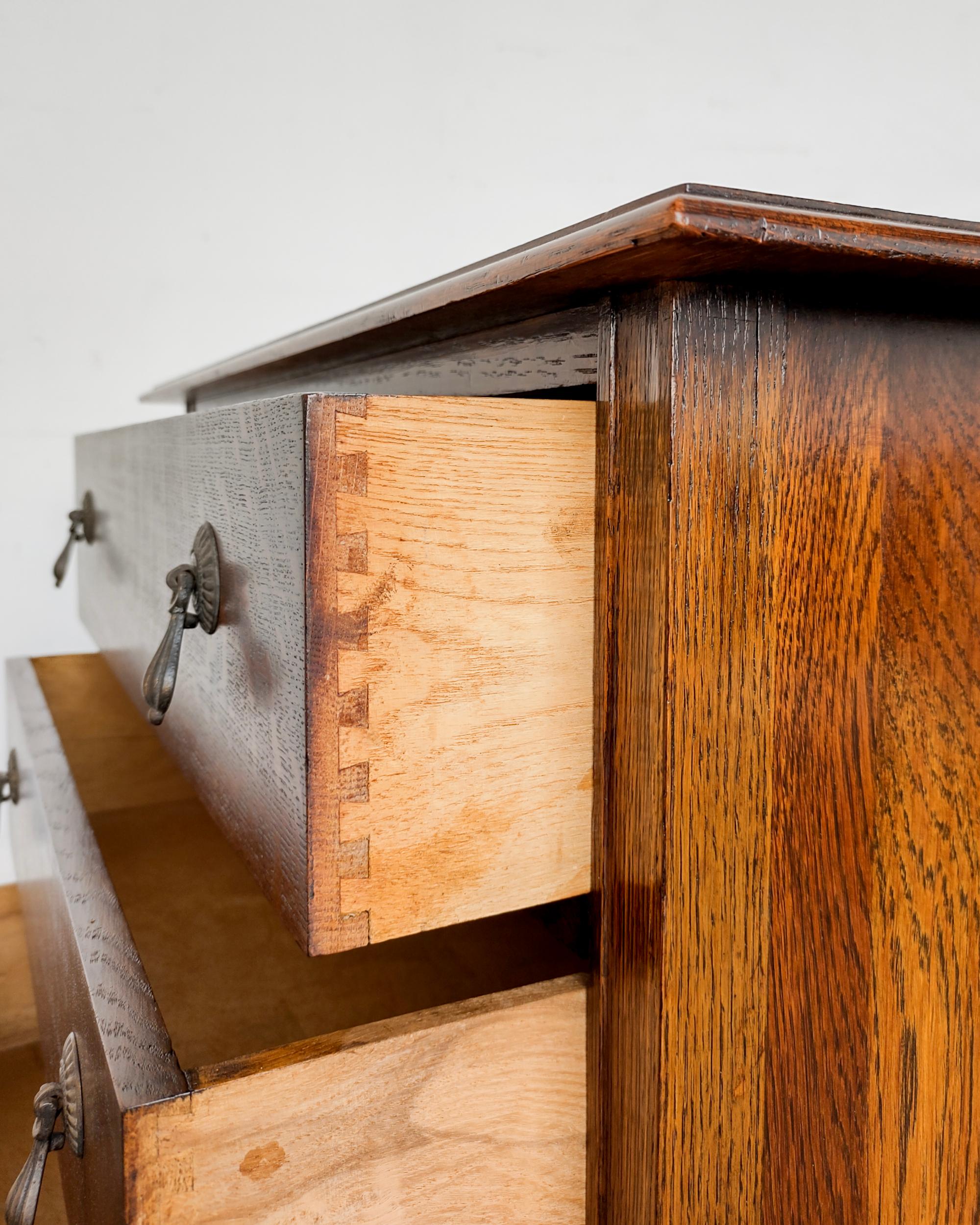 1930s Solid Tiger Oak Chest of Three Drawers 4