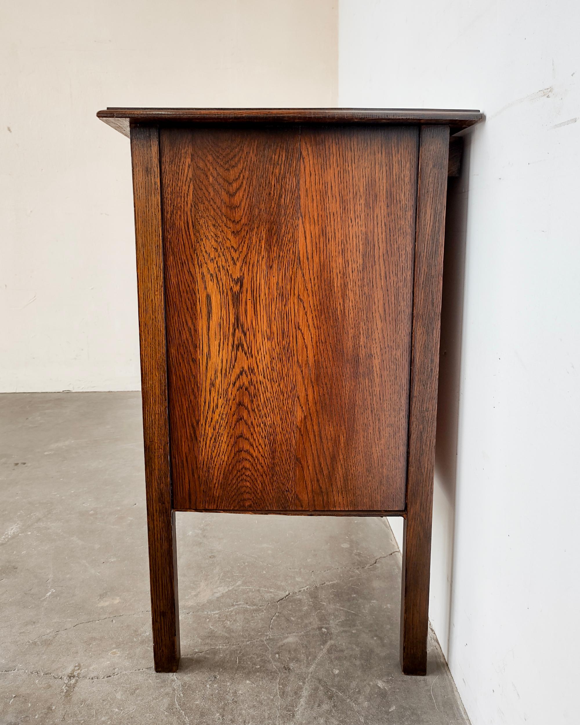 American 1930s Solid Tiger Oak Chest of Three Drawers