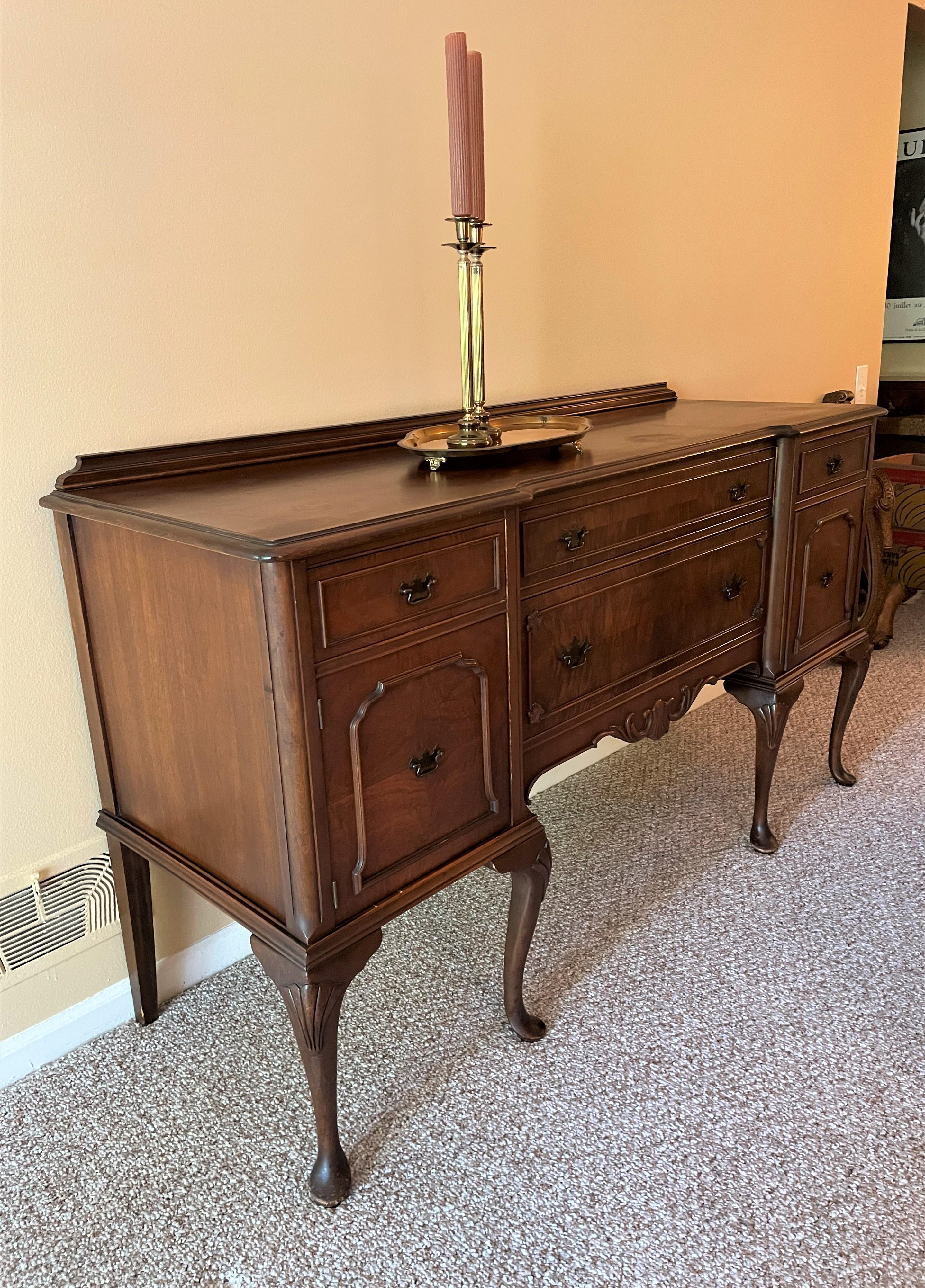 American 1930s Solid Walnut Queen Anne-Style Buffet For Sale