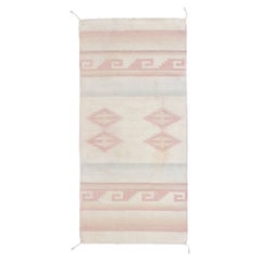 Vintage Chinle-Kelim-Teppich im Navajo-Stil mit indianischem Stil im Vintage-Stil, 02'05 x 04'11