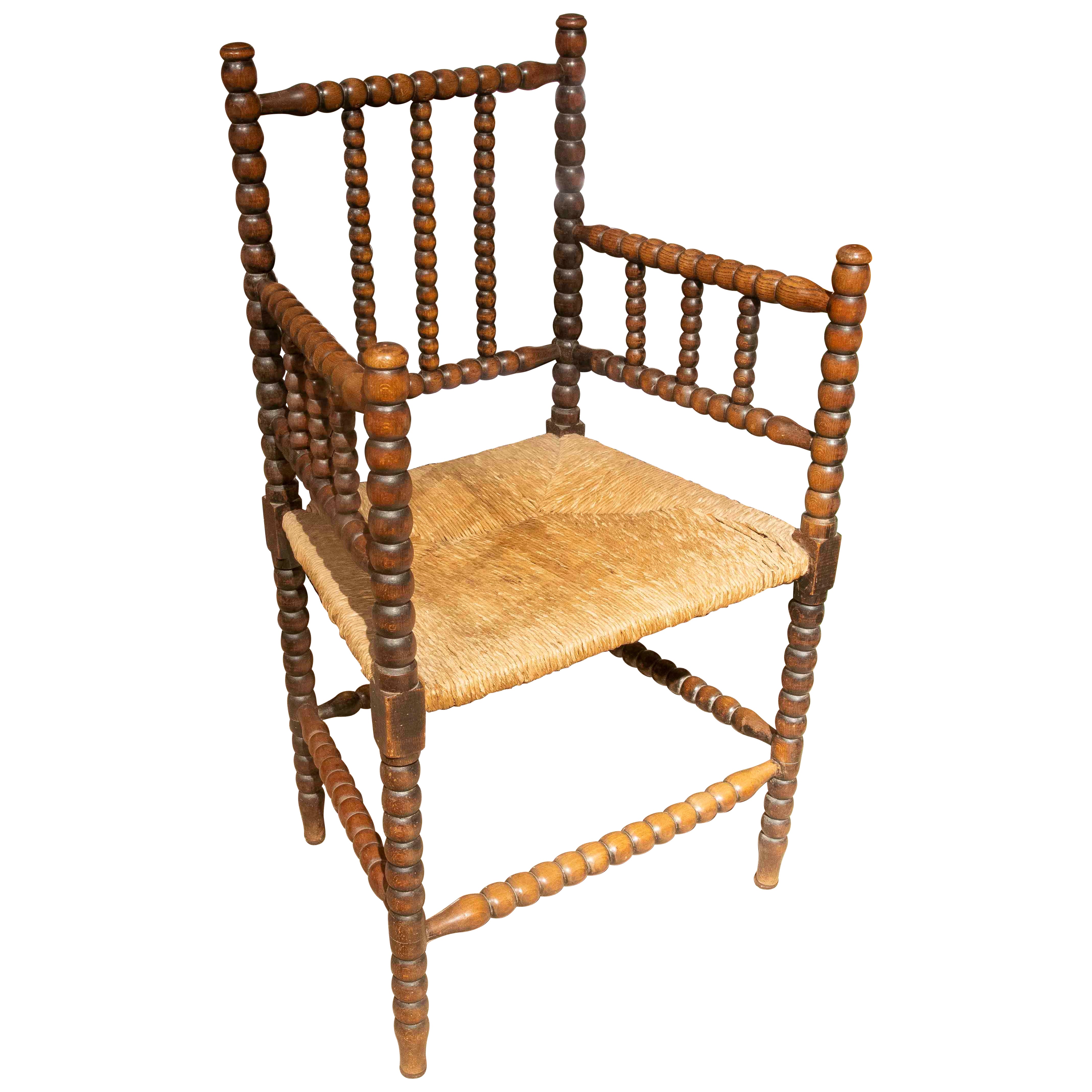 1930s Spanish Armchair of Turned Wood with Rush Seat