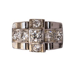 1930s Splendid French Art Deco Diamond Platinum Ring