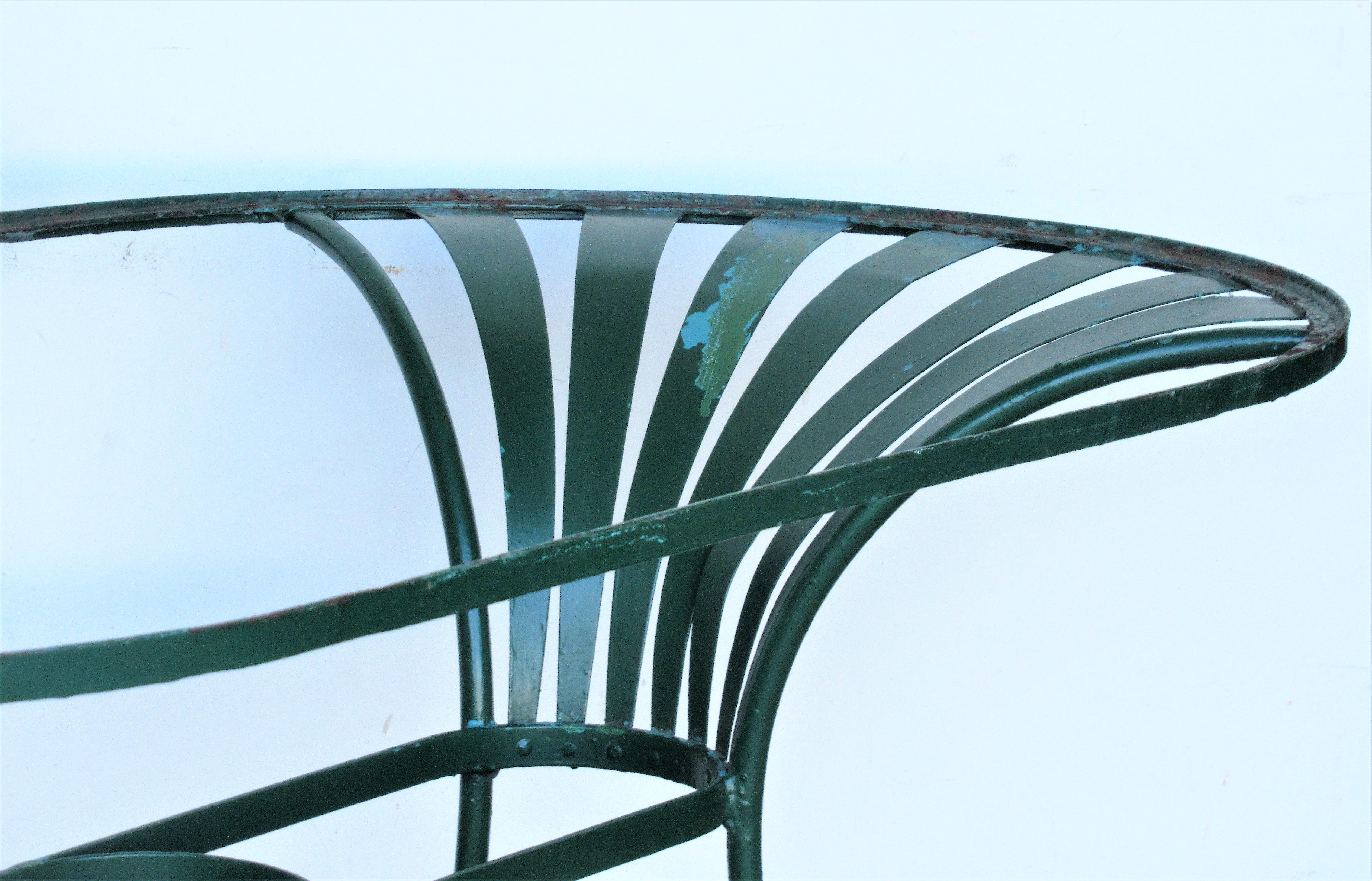 Gartentisch und stühle aus federstahl by Francois Carre 1