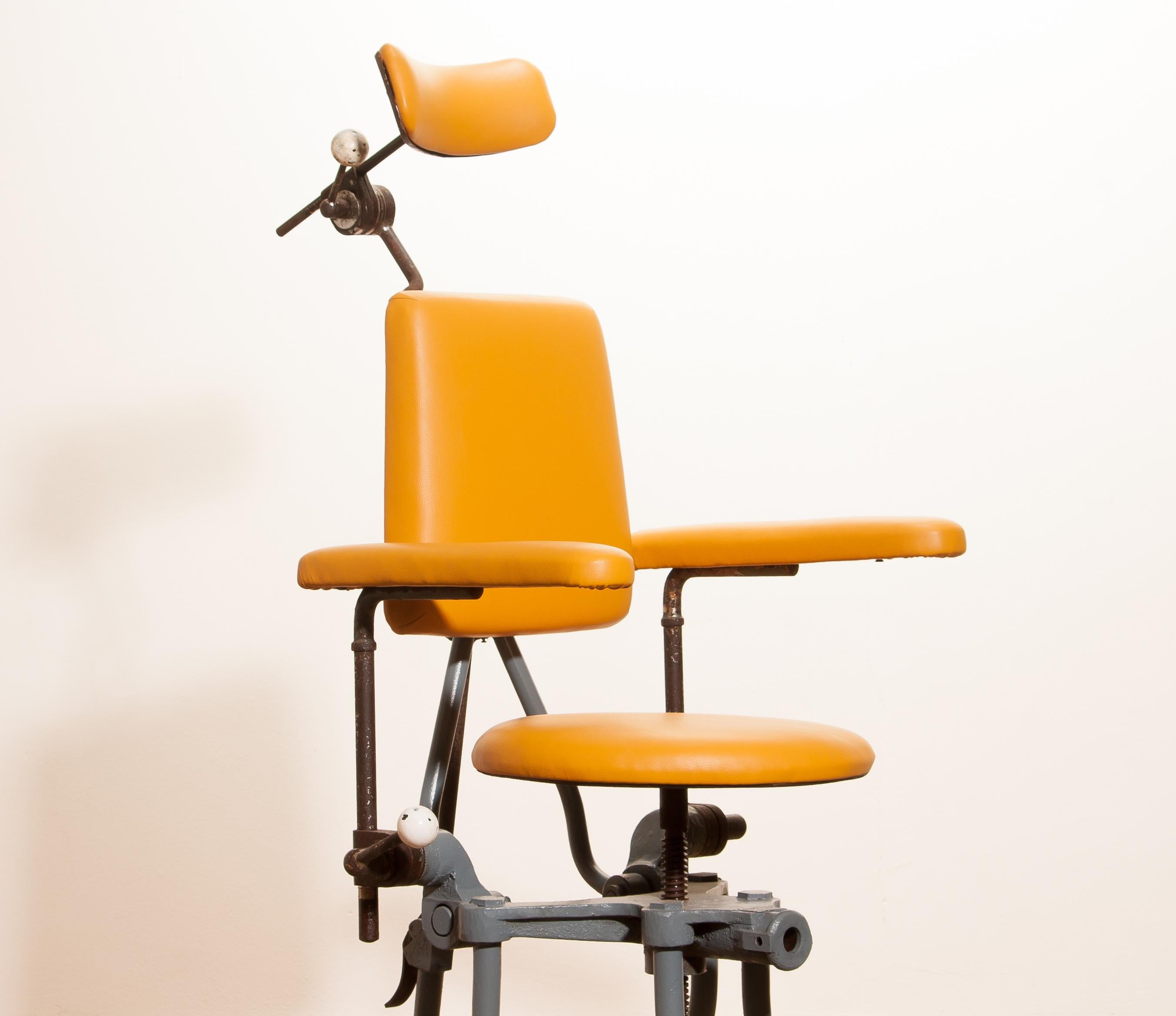 1930s, Steel Medical or Dentist Chair 3