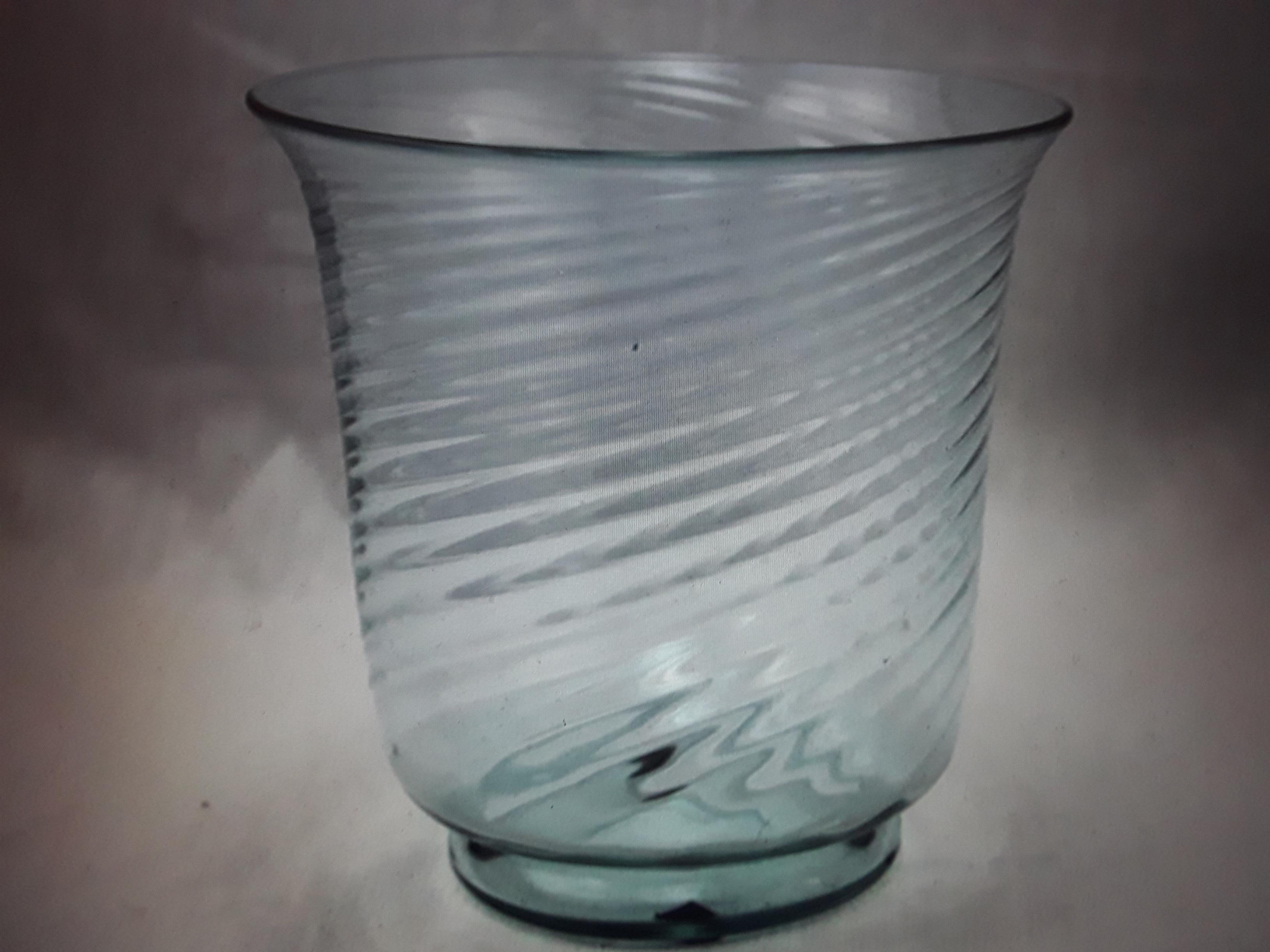 1930's Steuben Art Glass Blue Swirl Vase In Good Condition For Sale In Opa Locka, FL