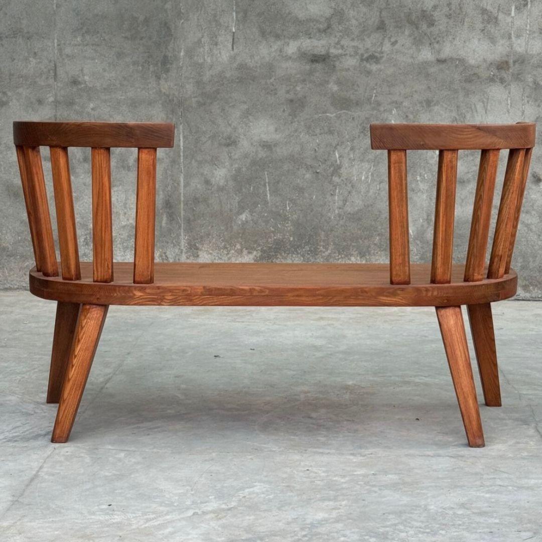 Schwedische moderne Bank im Stil der 1930er Jahre, handgefertigt aus Teakholz, Vintage (Indisch) im Angebot