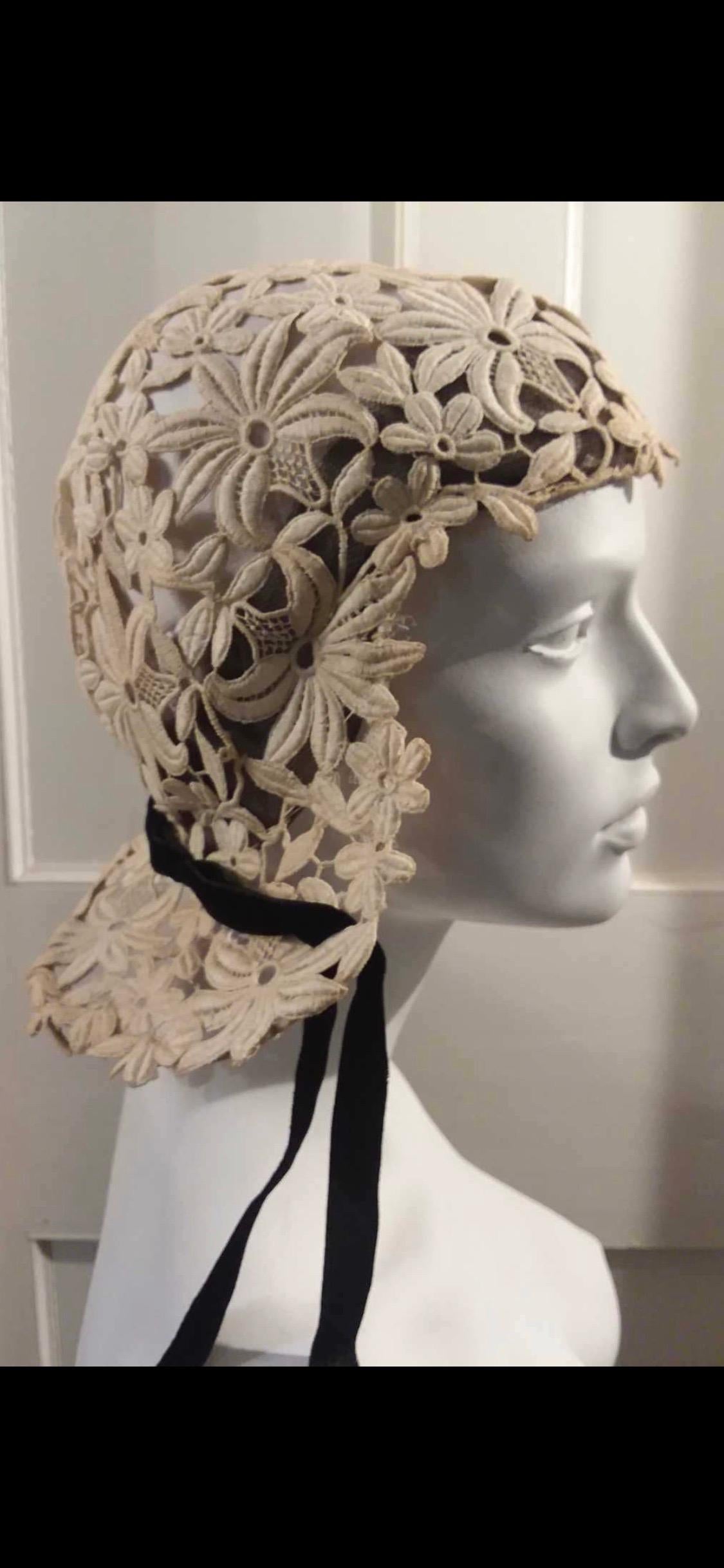 1930s Suzanne Rémy Belgian Lace Art Deco Joan of Arc Style Helmet Cloche Wedding Hat.

 Suzanne Rémy trained with Schiaparelli and was the head milliner at Agnes of Paris before emigrating to the US after WW2 and opening a millinery shop with Roger