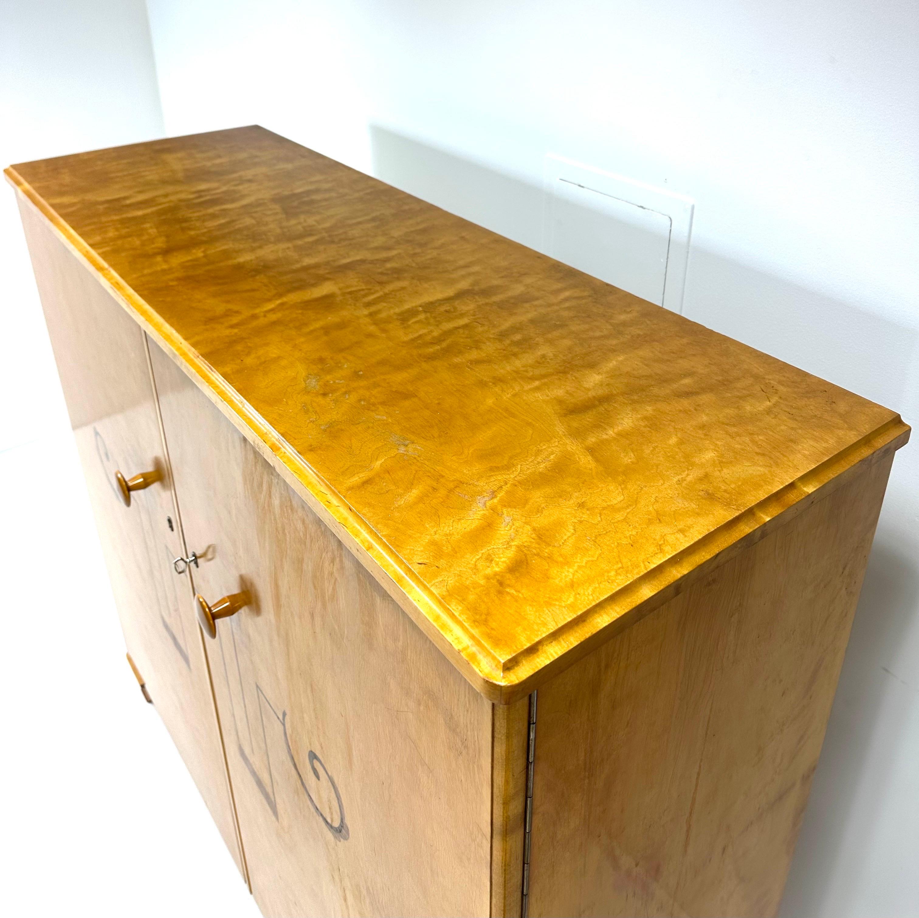 Art déco Cabinet suédois Art Déco des années 1930 en vente