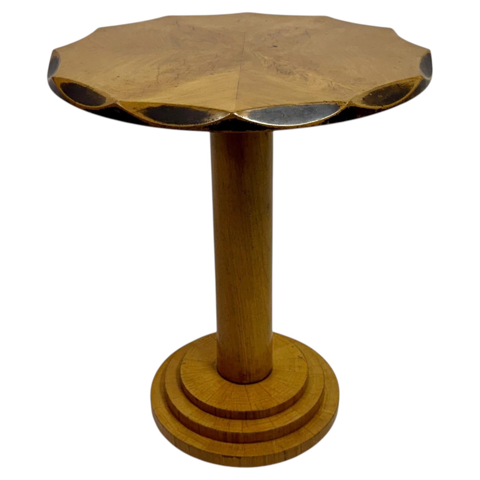 1930s Swedish Art Deco Quarter Veneered Circular Side Table in Birch