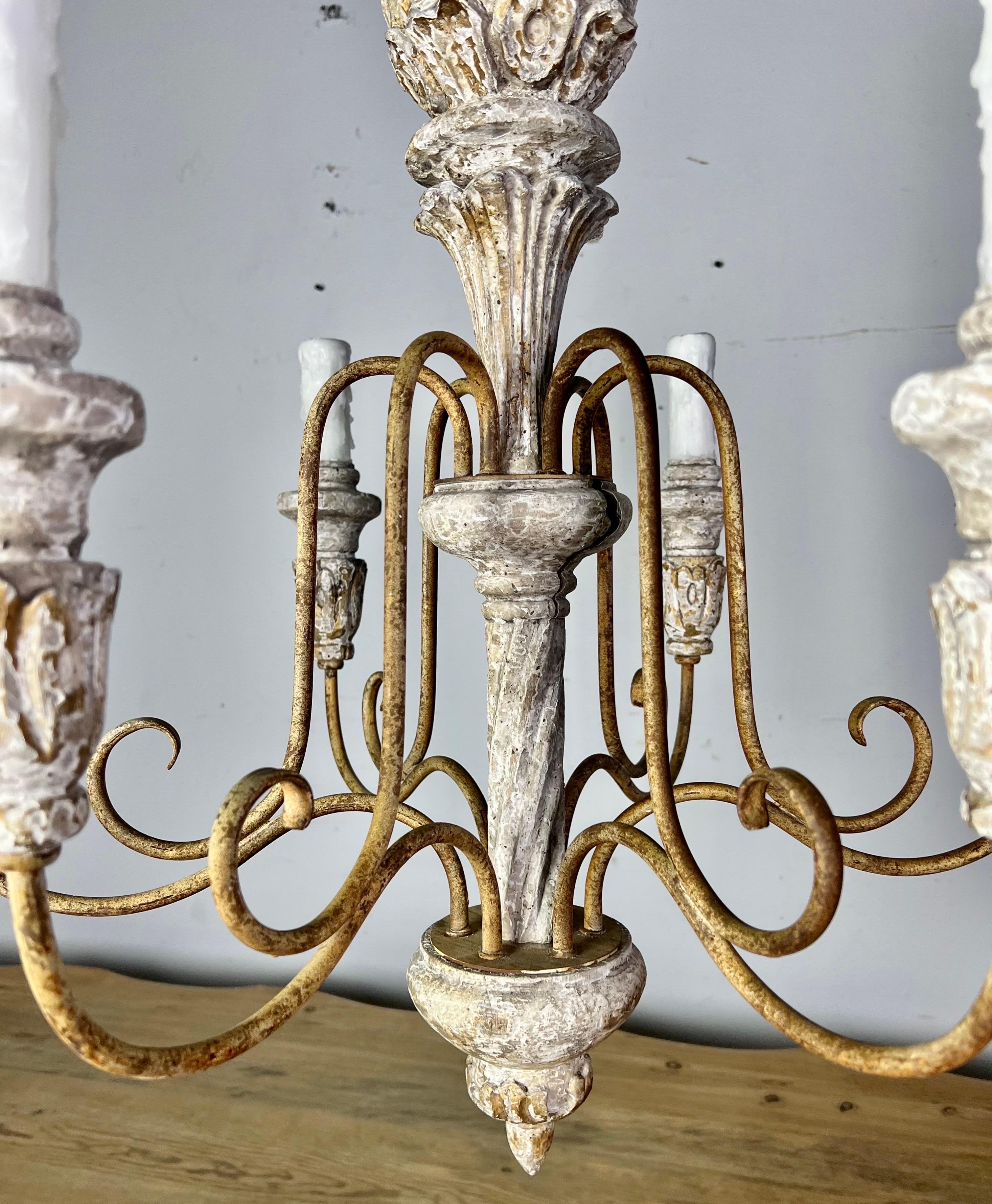 1930s Swedish Carved Wood Painted Chandelier For Sale 2