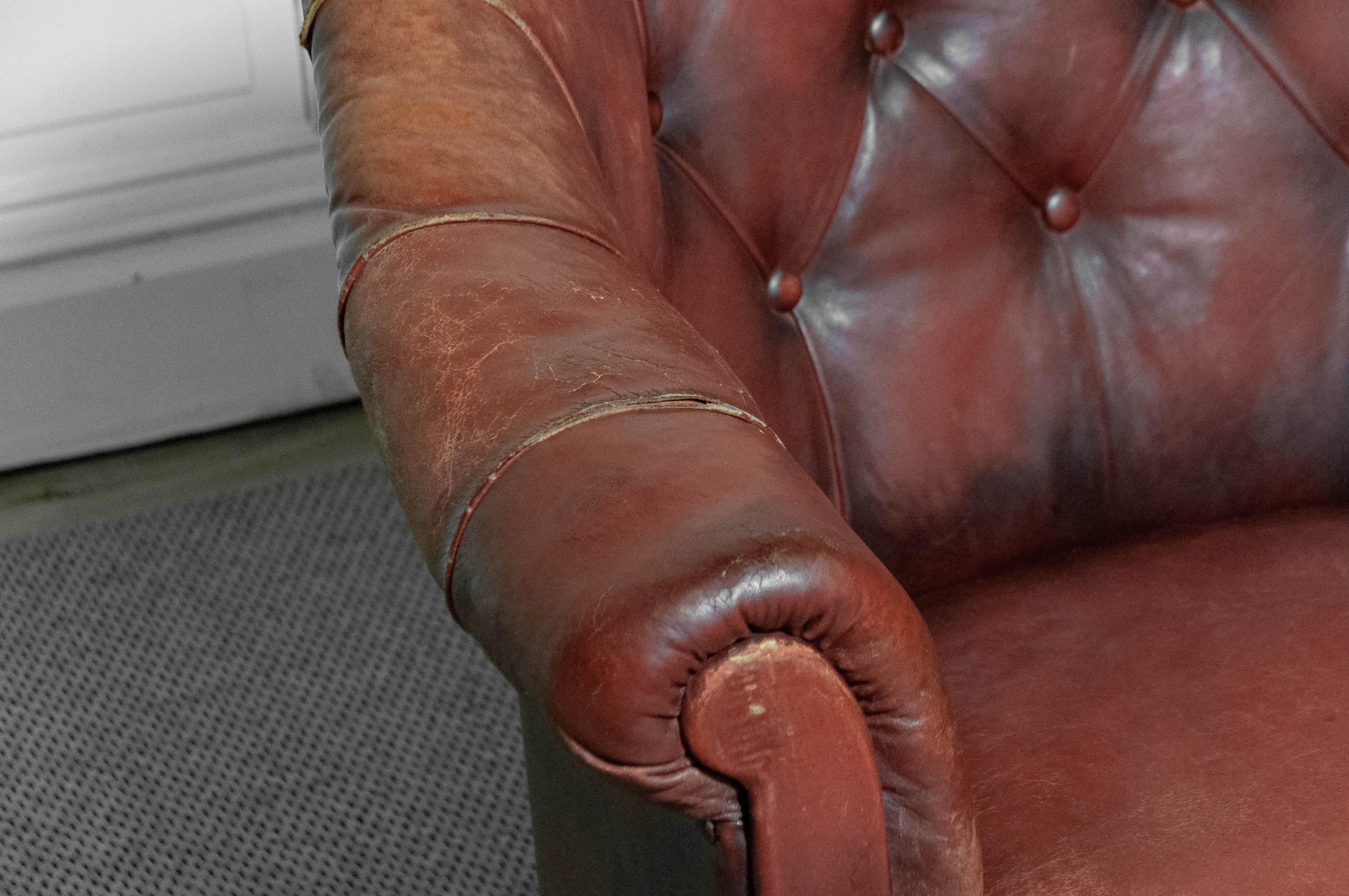 1930s Swedish Chesterfield Club Chair – Tufted Leather & Cabriole Legs For Sale 1