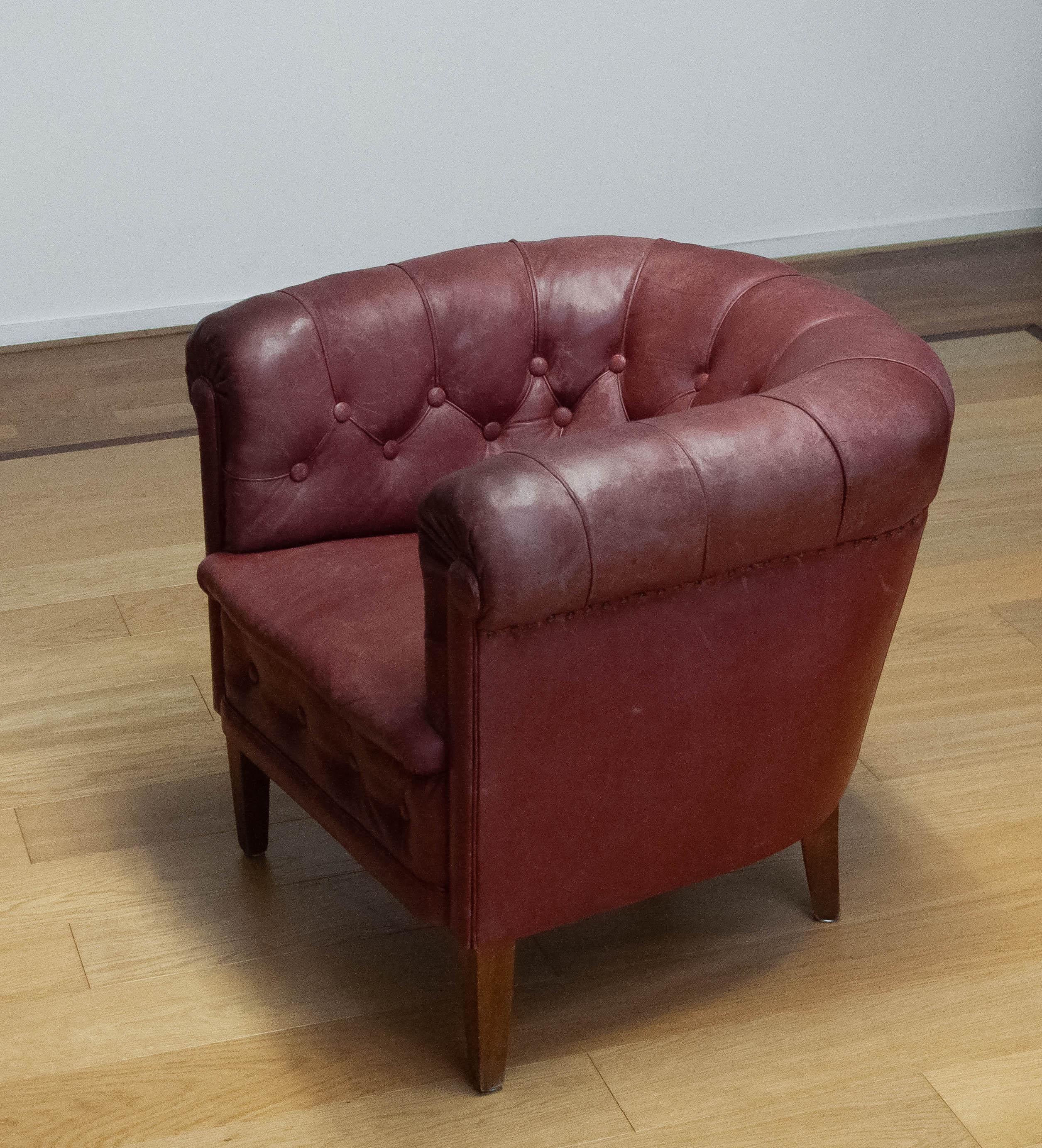 1930s Swedish Crimson Red Chesterfield Club Chair in Patinated Leather For Sale 1