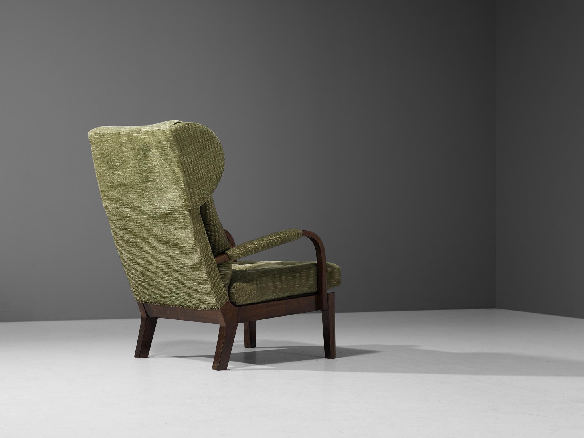 Schwedischer Easy Chair aus den 1930er Jahren mit olivgrüner Polsterung (Buchenholz) im Angebot