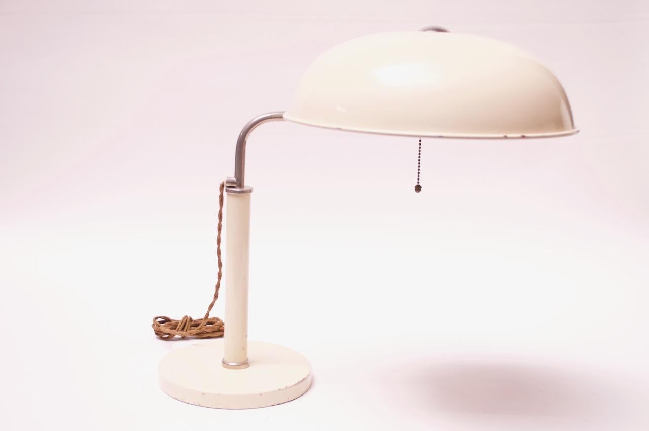 Bauhaus 1930s Swiss 'Quick 1500' Adjustable Table Light by Alfred Müller For Sale