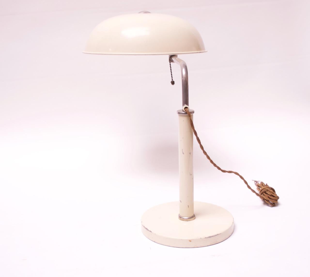 1930s Swiss 'Quick 1500' Adjustable Table Light by Alfred Müller For Sale 2