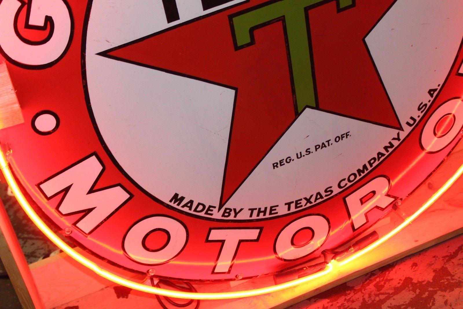 Texaco neon sign perfect for any collection. This sign has neon tubing that's made to light up the sign.