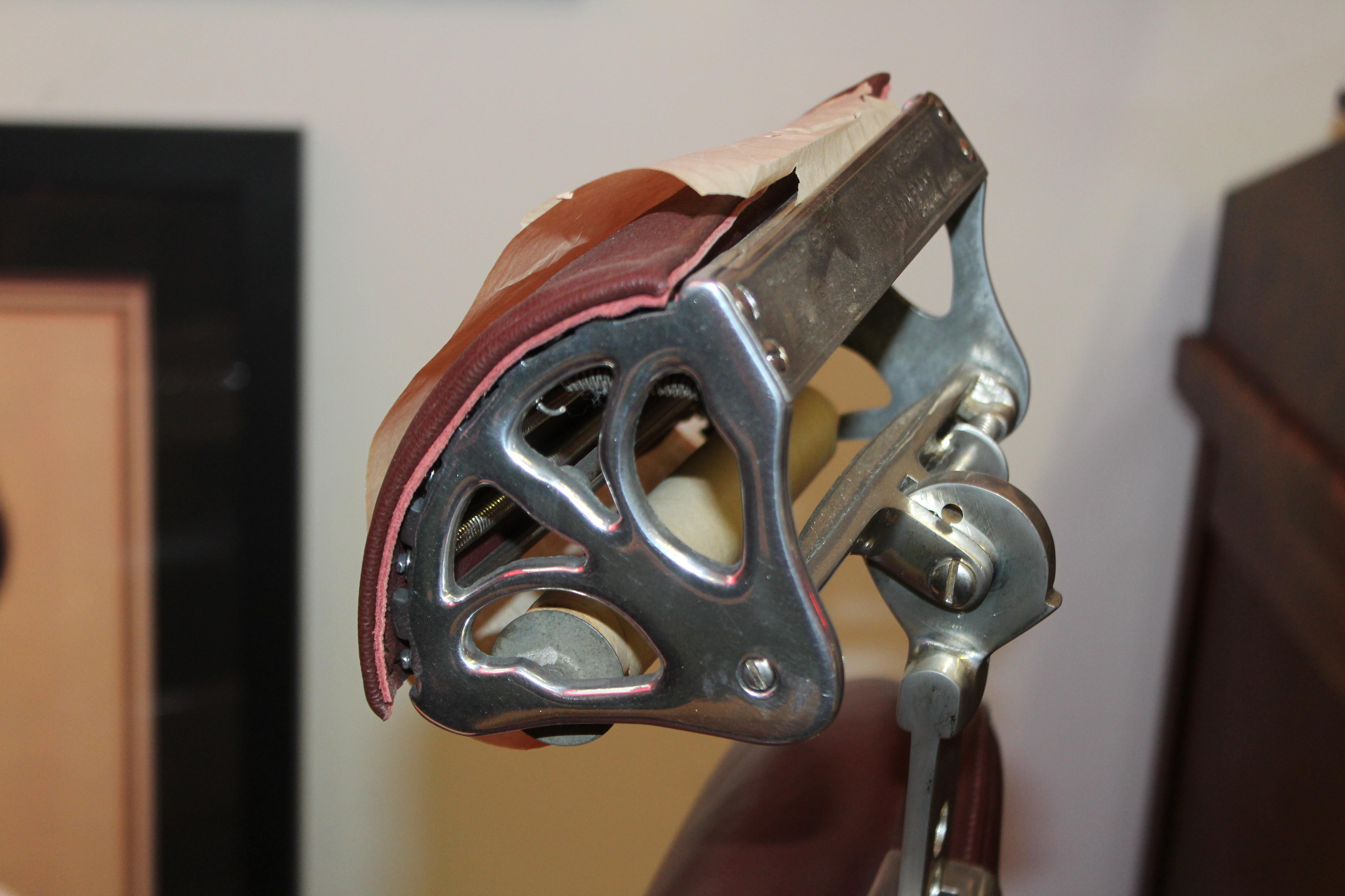 1930s Theo A. Kochs Antique Barber Chair For Sale 5