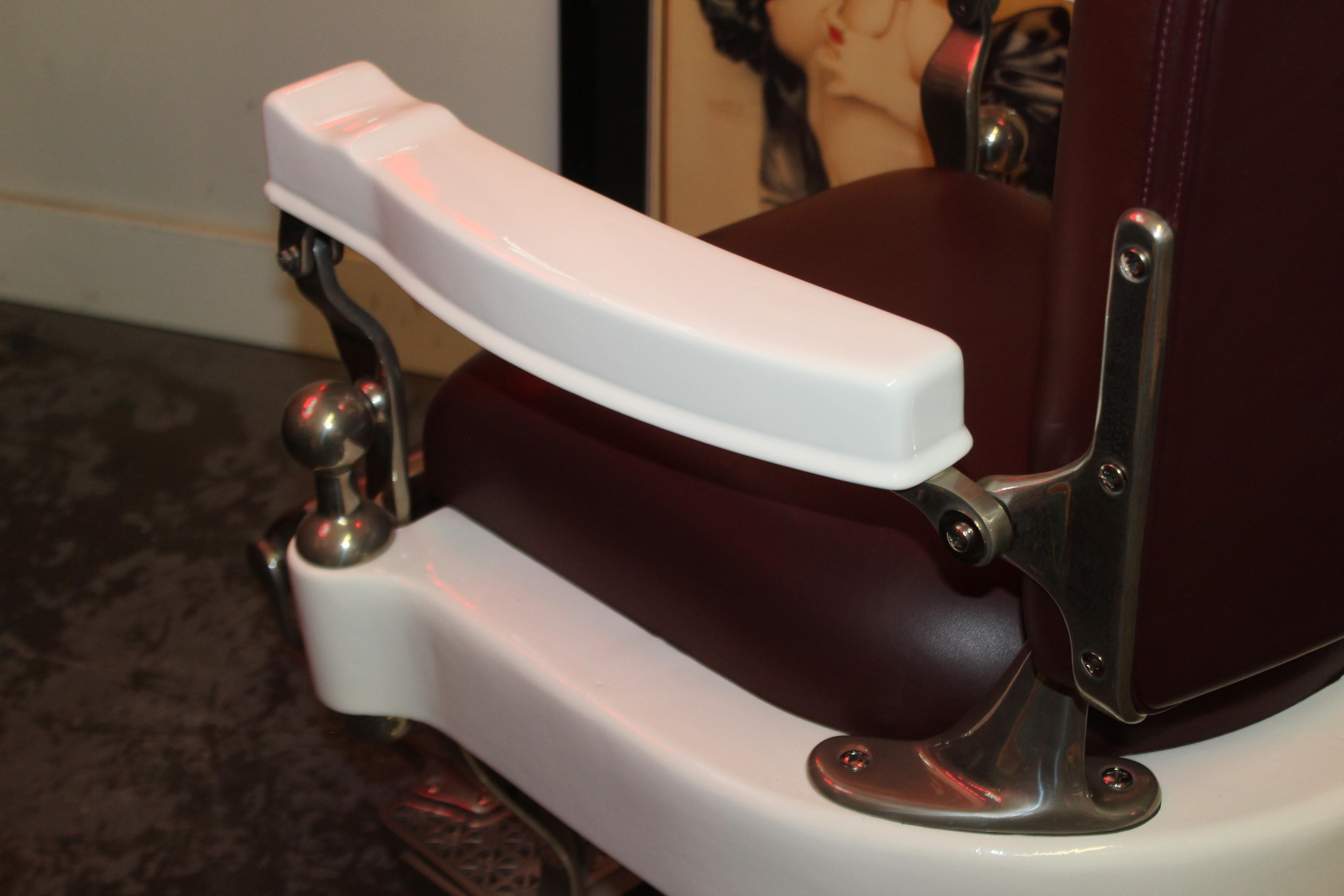 1930s Theo A. Kochs Antique Barber Chair For Sale 6
