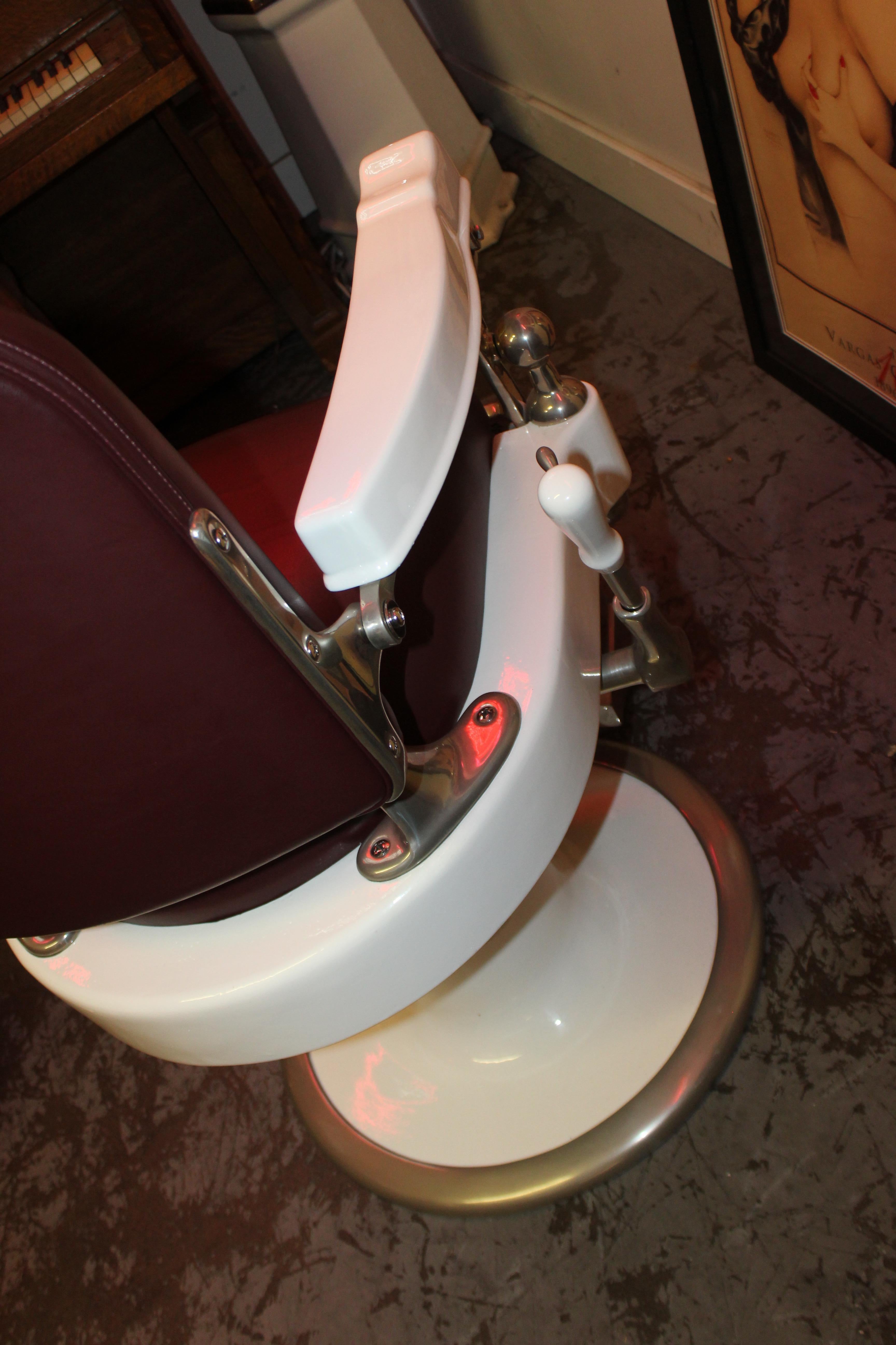1930s Theo A. Kochs Antique Barber Chair For Sale 8