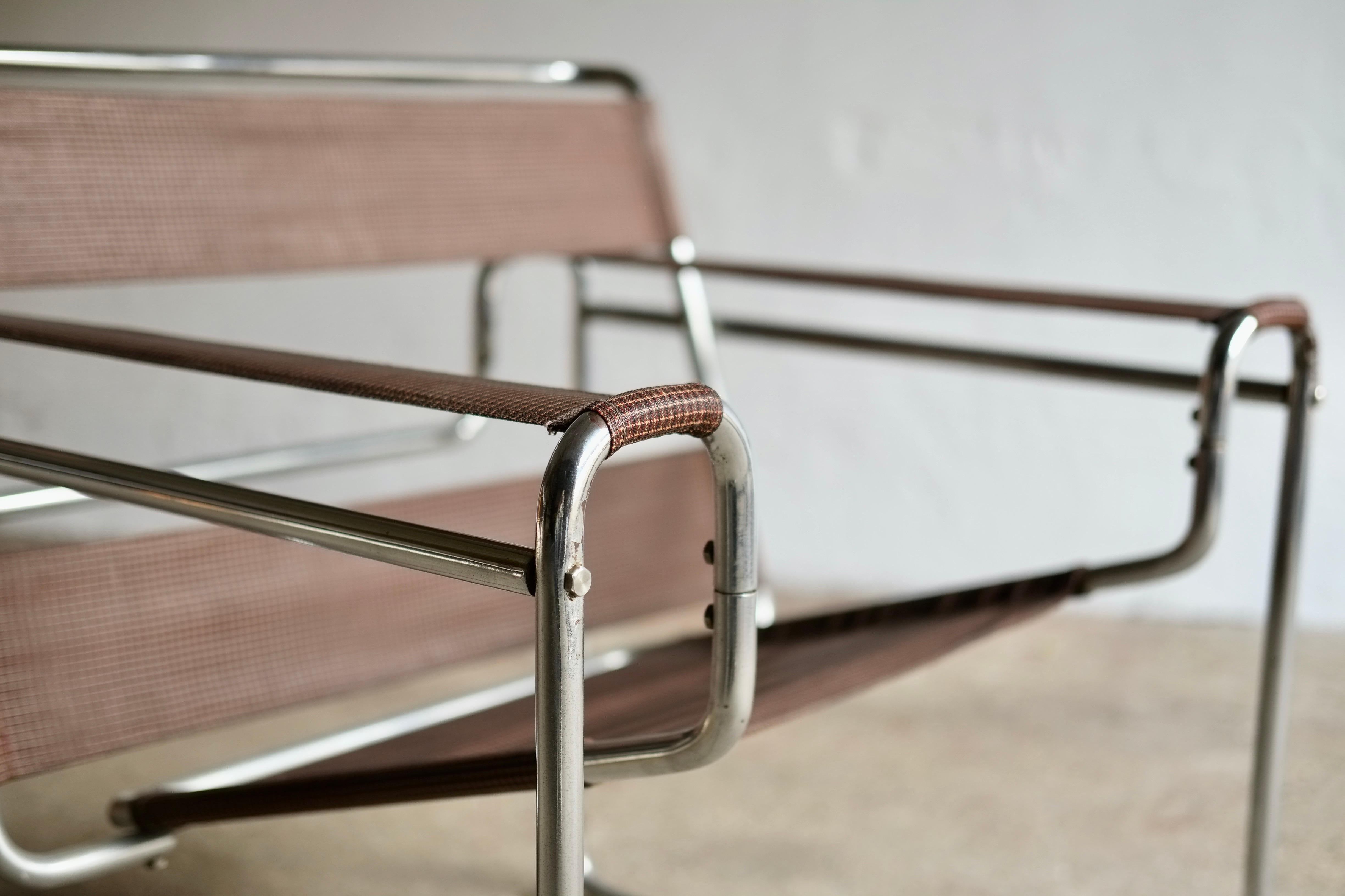 1930's Thonet B3 Wassily Chair by Marcel Breuer 10