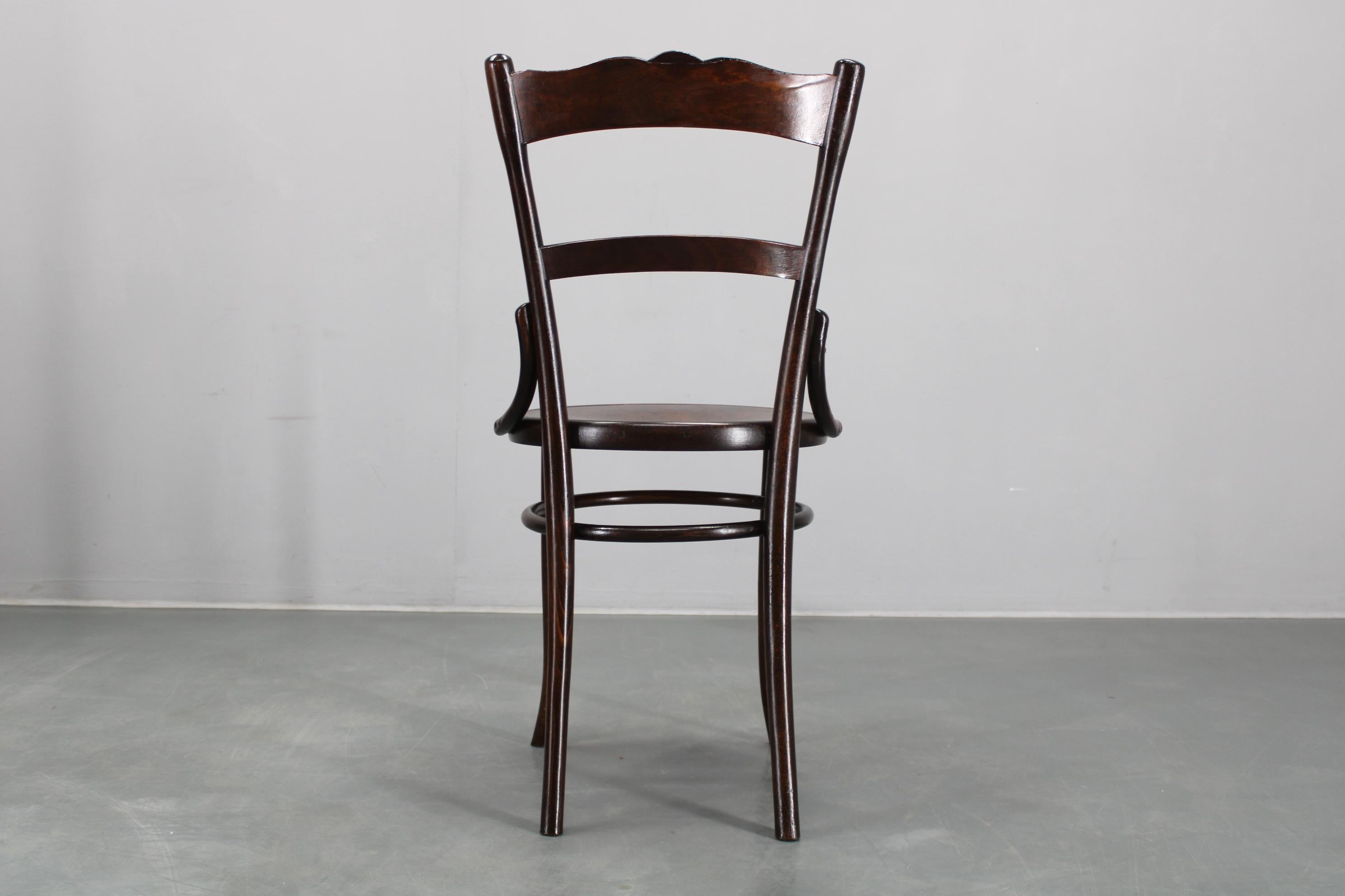 Metà XX secolo Sedia Thonet degli anni '30, Cecoslovacchia in vendita