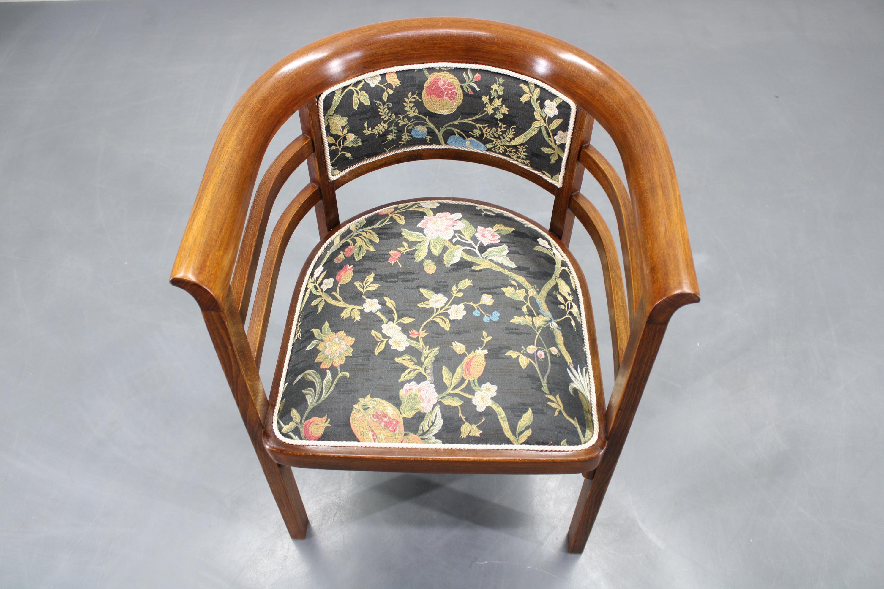 Art Déco Poltrona Thonet restaurata degli anni '30, Cecoslovacchia in vendita