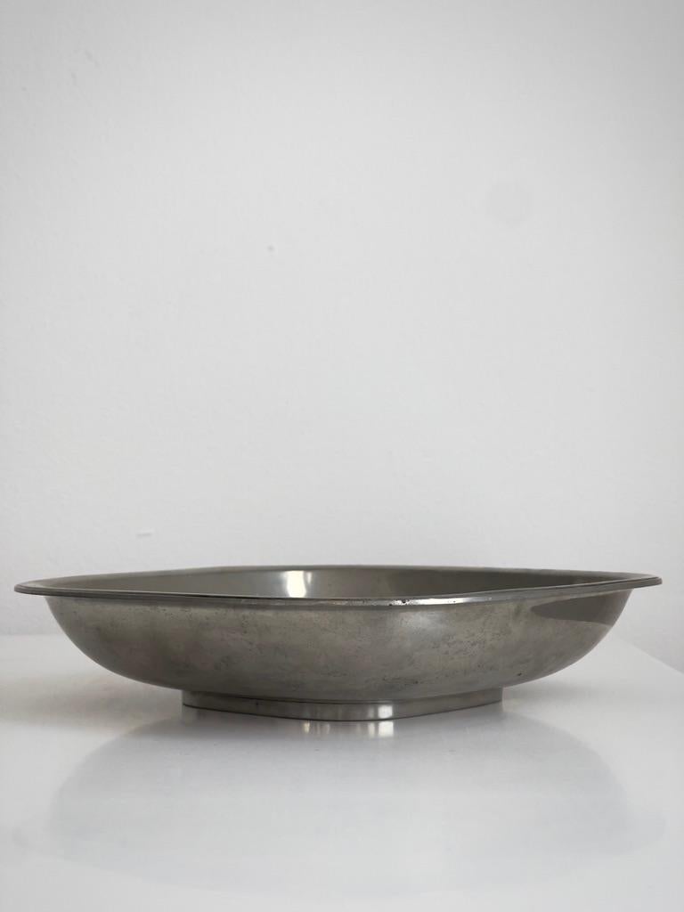 1930er Zinnteller von Metallarbeiter Just Andersen Dänemark (Dänisch) im Angebot