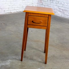 1930s to 1950s Transitional or Shaker Style Solid Maple Nightstand or End Table