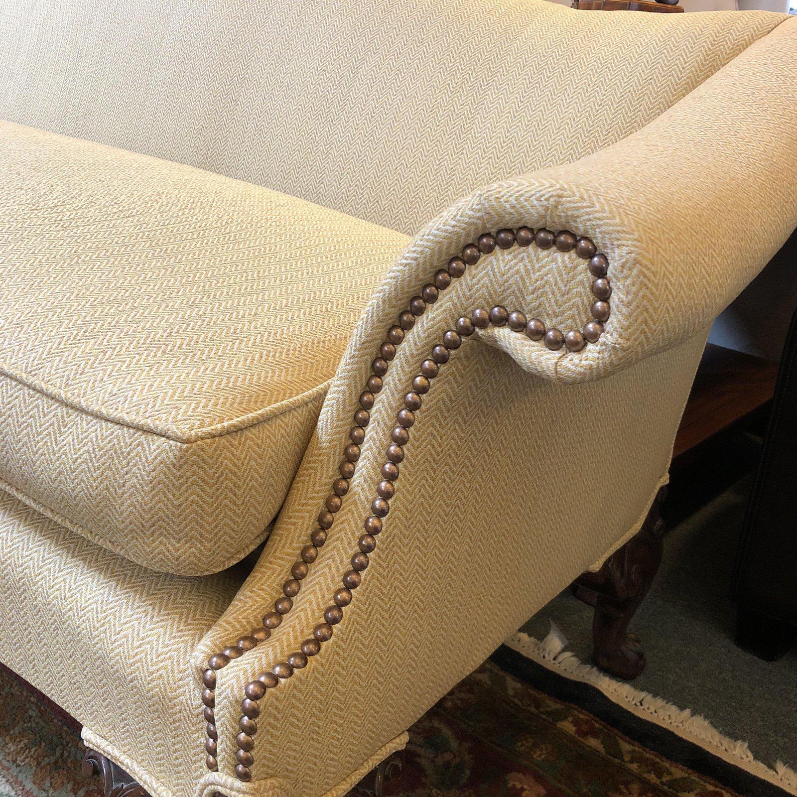 1930s Traditional Upholstered Ecru Camelback Sofa In Good Condition In San Francisco, CA